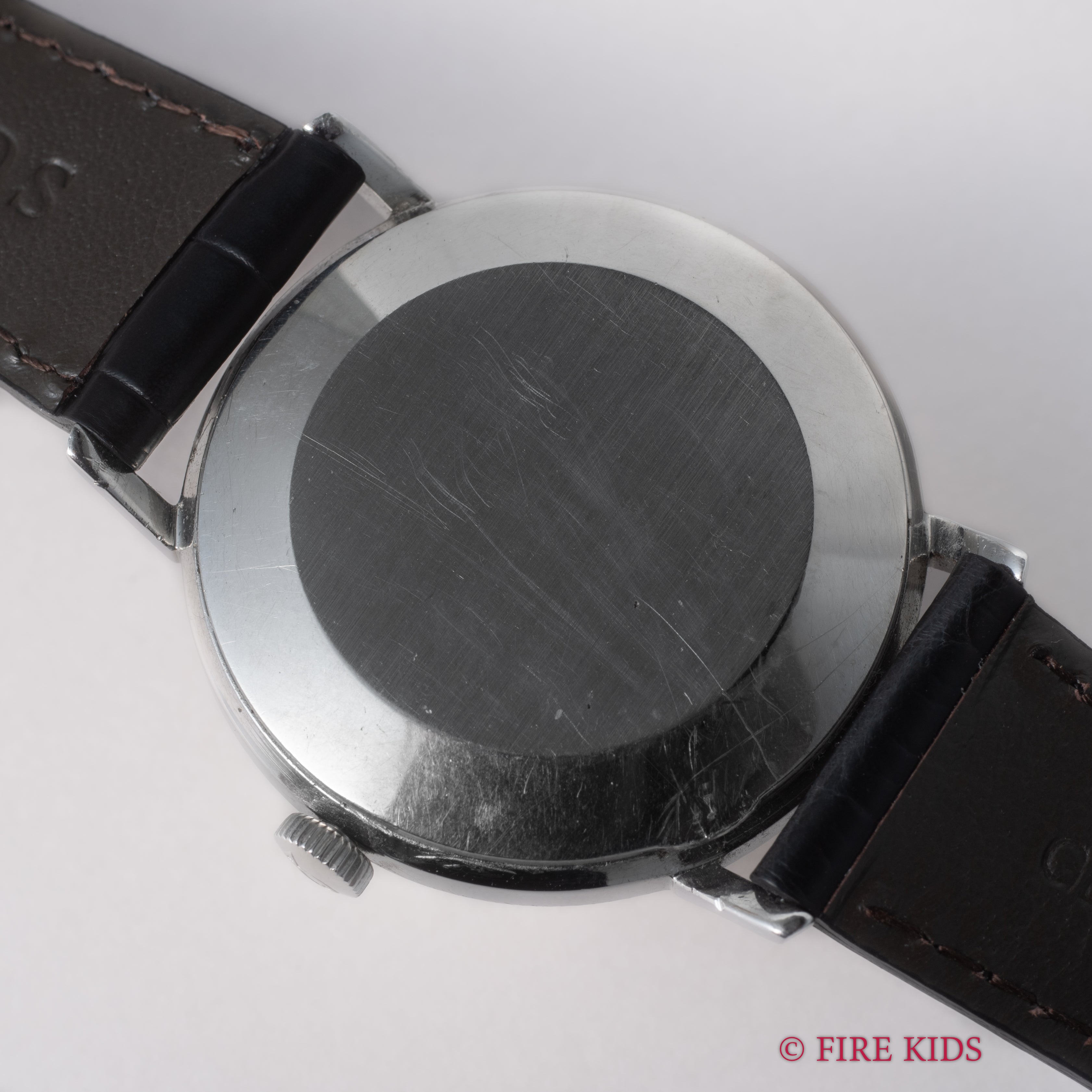 IWC 1964年製 ラウンドケース ペラトン式自動巻き Cal.854 飛びローマンダイヤル Ref.818A