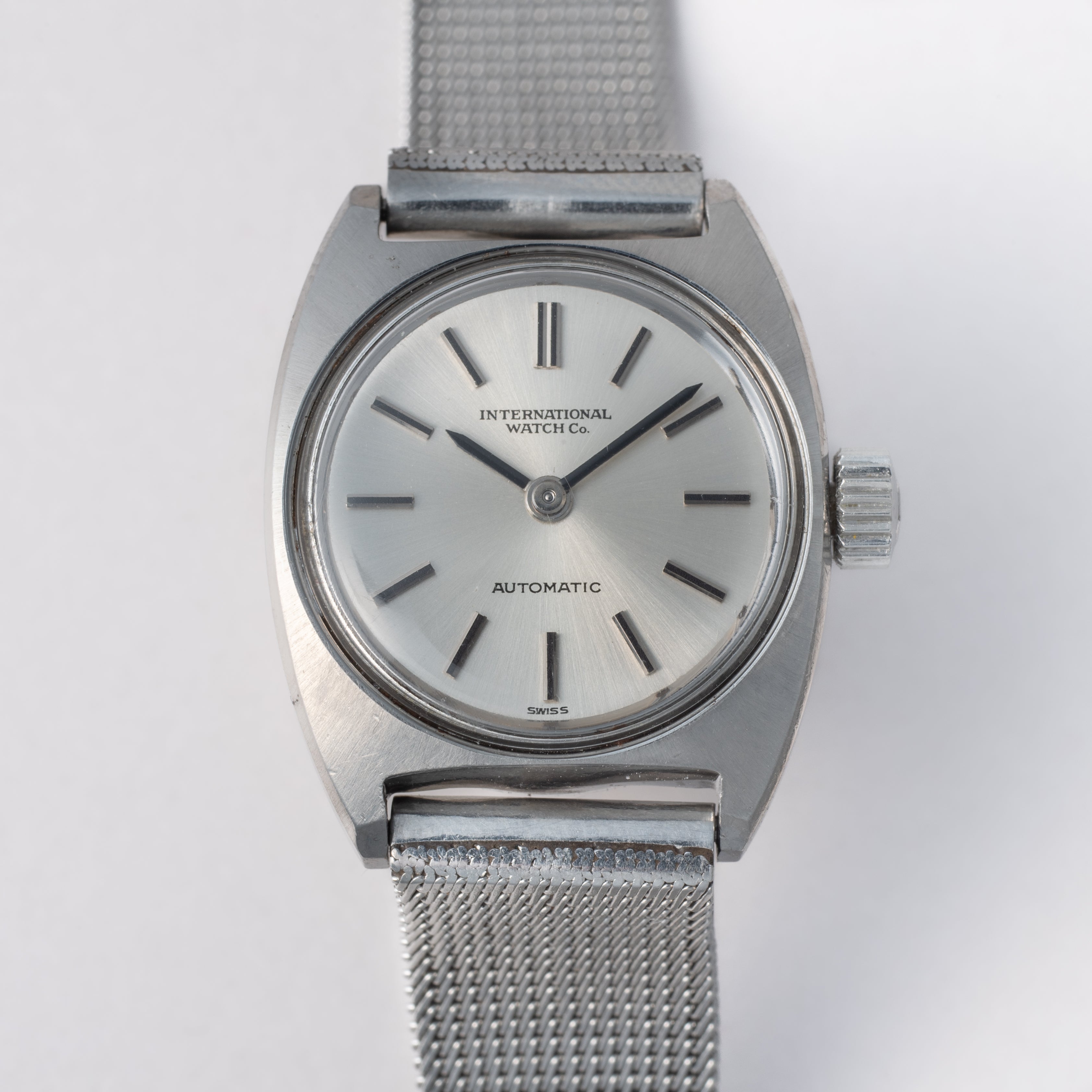 IWC レディース トノー型 1975年製 ペラトン式自動巻きCal.442 R2230A ステンレスメッシュブレス