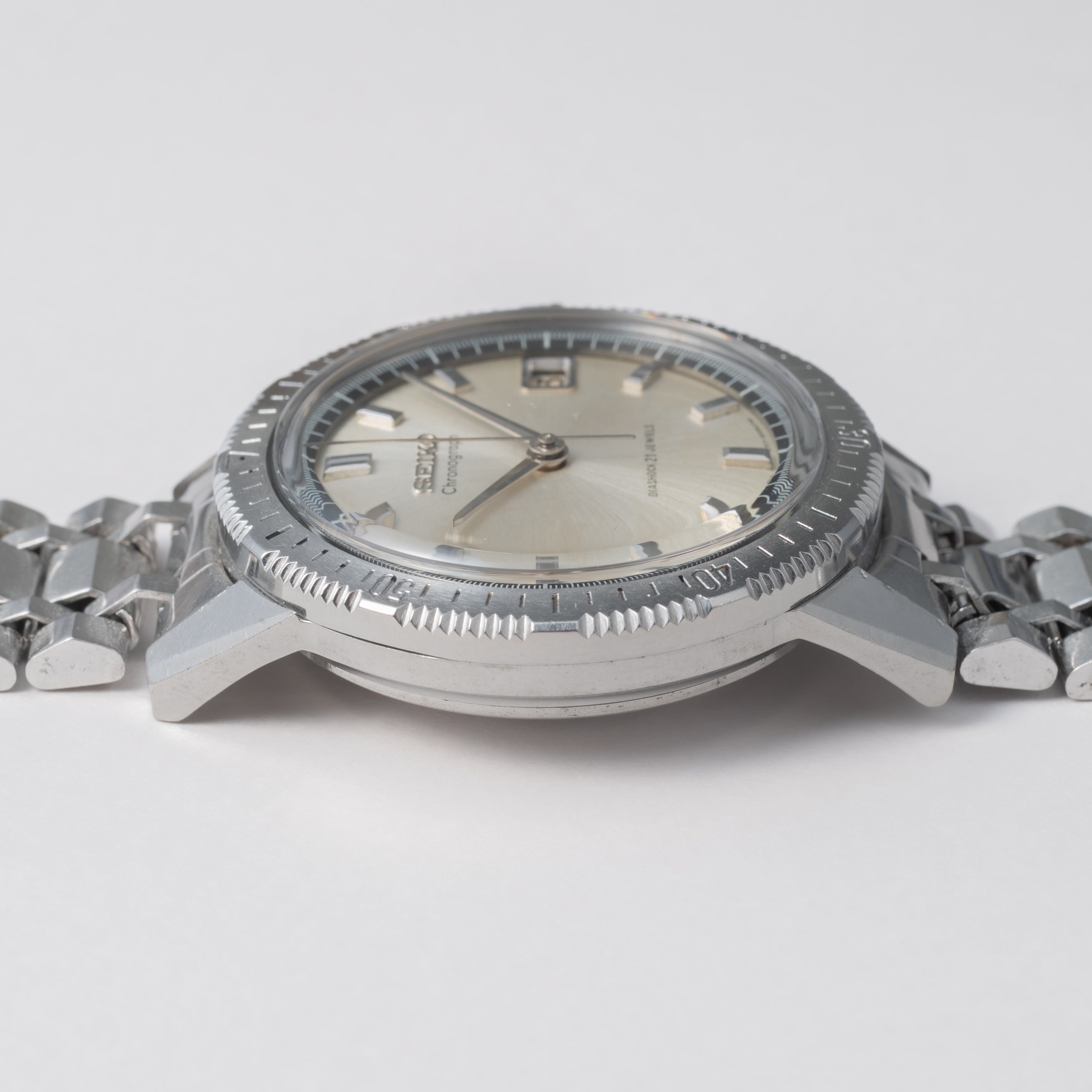 セイコー ワンプッシュクロノ 1964年製 Ref.5717-8990 手巻き カレンダー付き ステンレスベゼル 純正ブレス付き