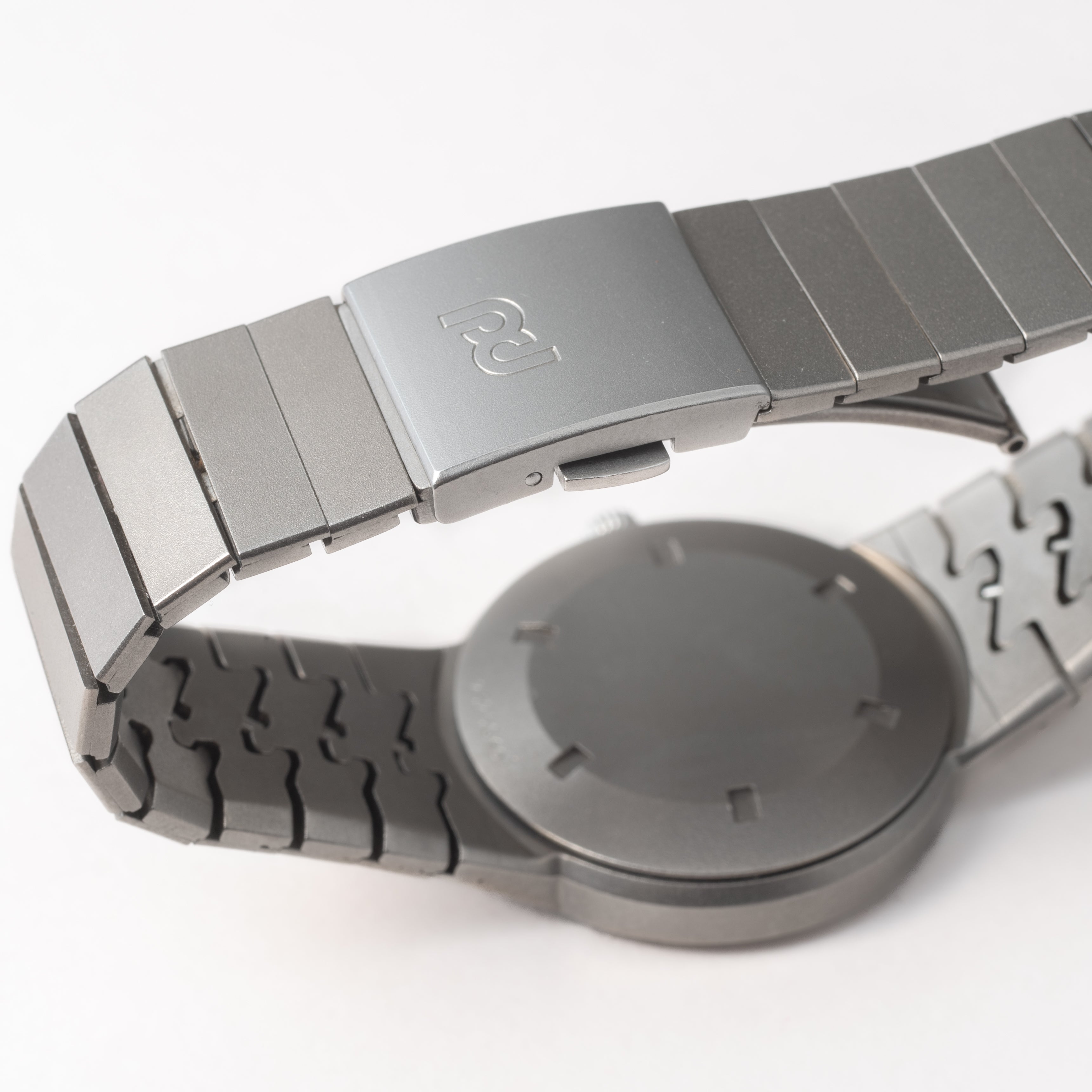 ポルシェデザイン by IWC 1984年製 Ref.3517 チタンケース