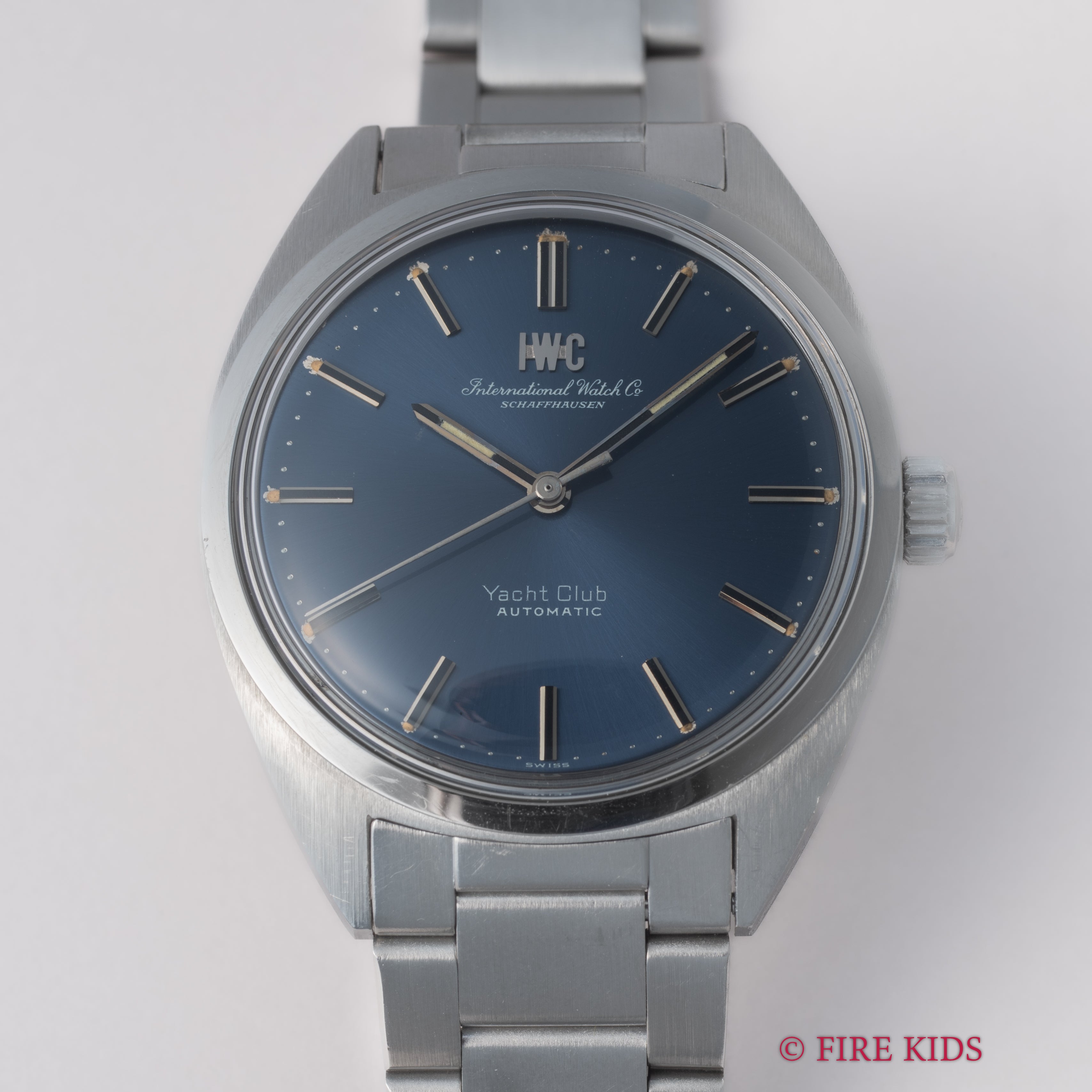 IWC ヨットクラブ 1973年製 ノンデイト ブルーダイヤル ペラトン式自動巻 箱・ギャラ付 純正3連ブレス