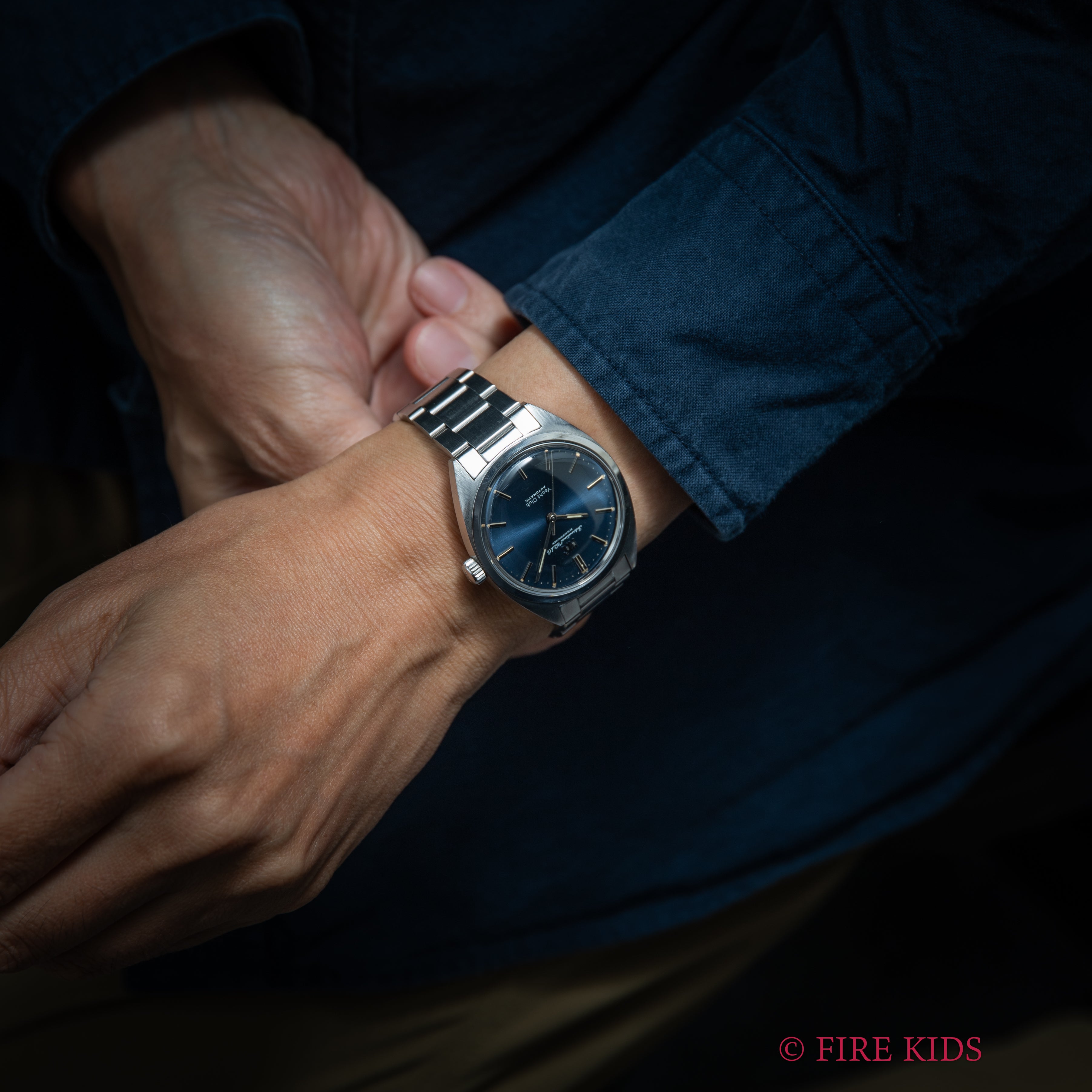 IWC ヨットクラブ 1973年製 ノンデイト ブルーダイヤル ペラトン式自動巻 箱・ギャラ付 純正3連ブレス