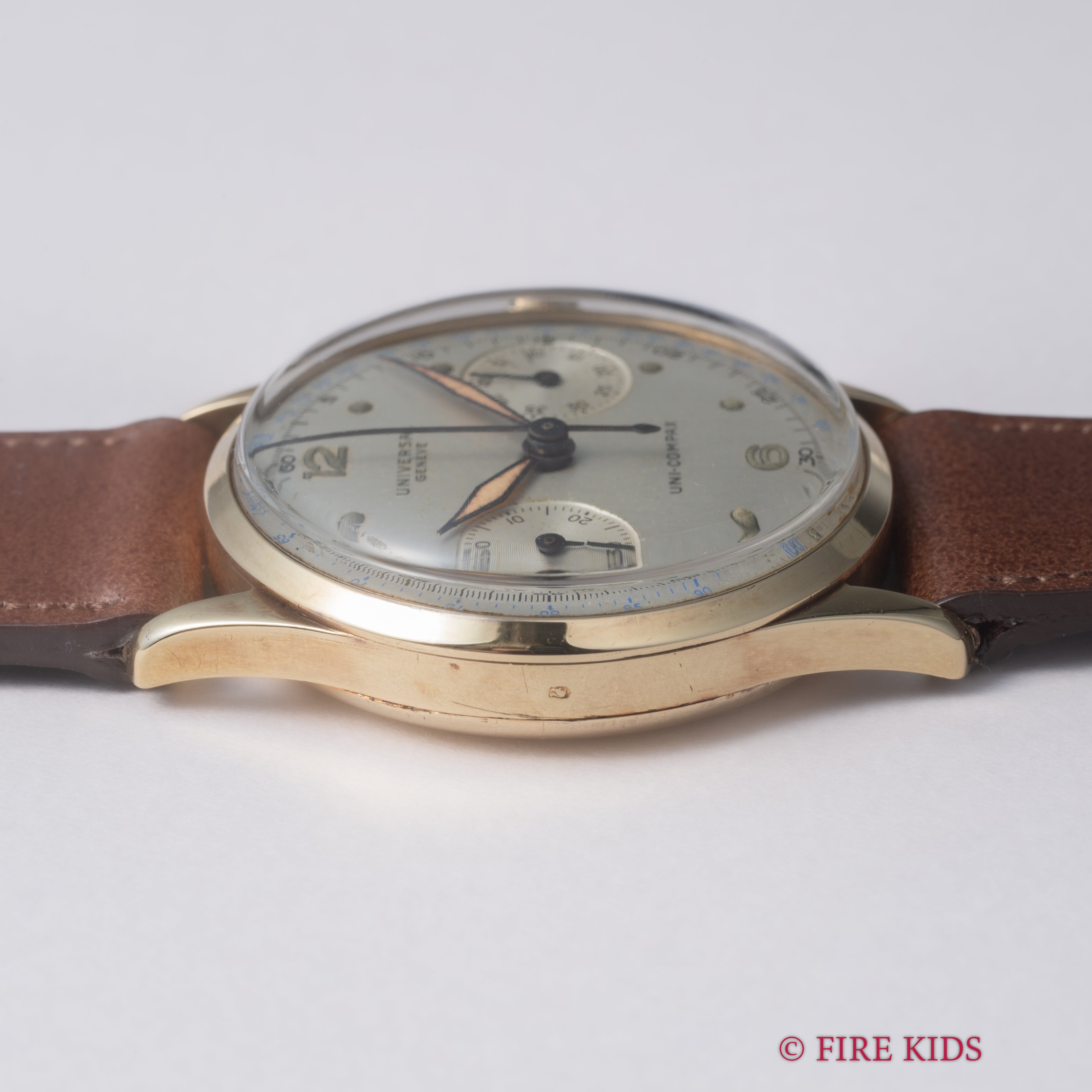 ユニバーサル・ジュネーブ 14金無垢ユニコンパックス 1940年代製 手巻 Cal.285 2レジスタークロノグラフ