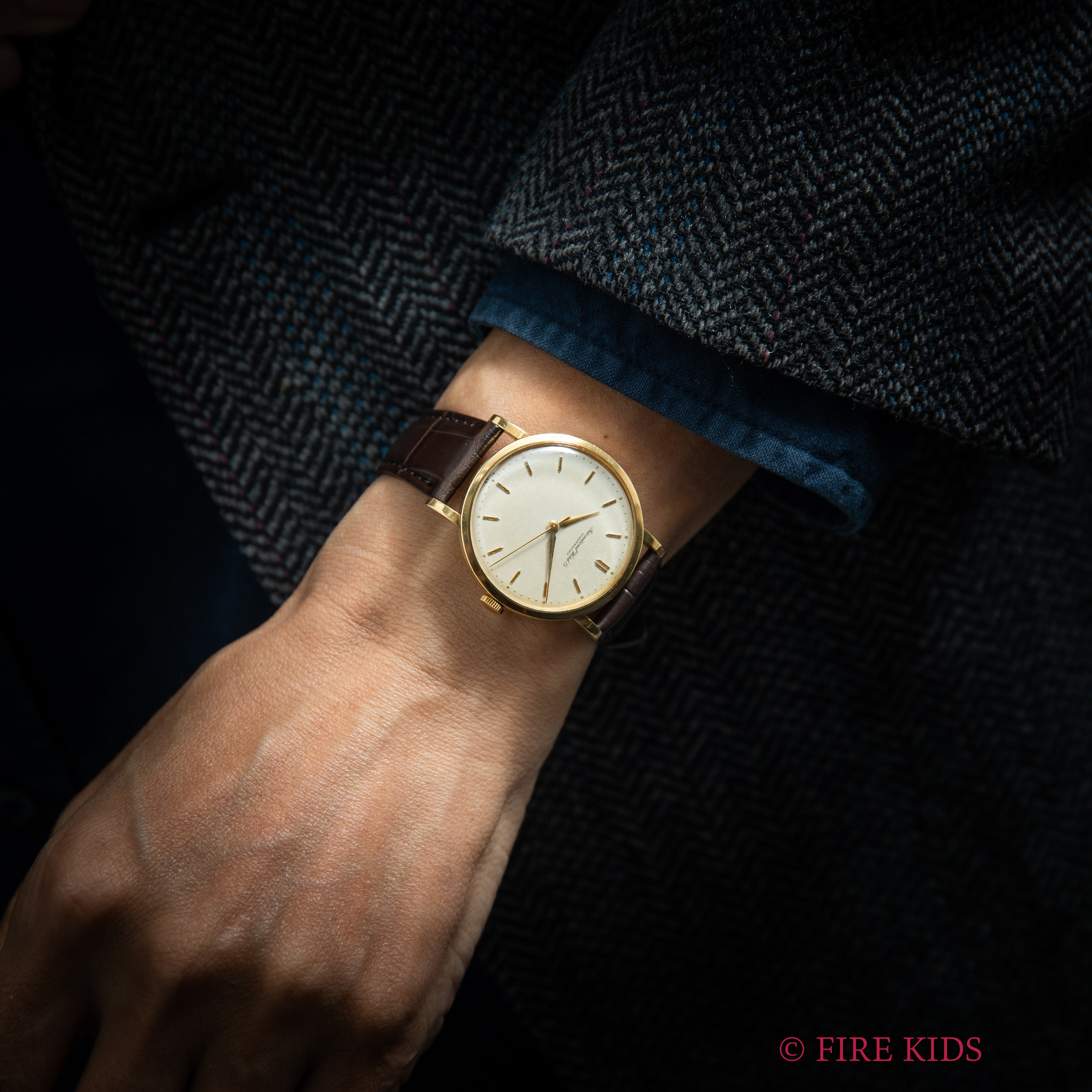 IWC 18金無垢ラウンドケース 1955年製 手巻き Cal.89 アルファハンド 砲弾インデックス