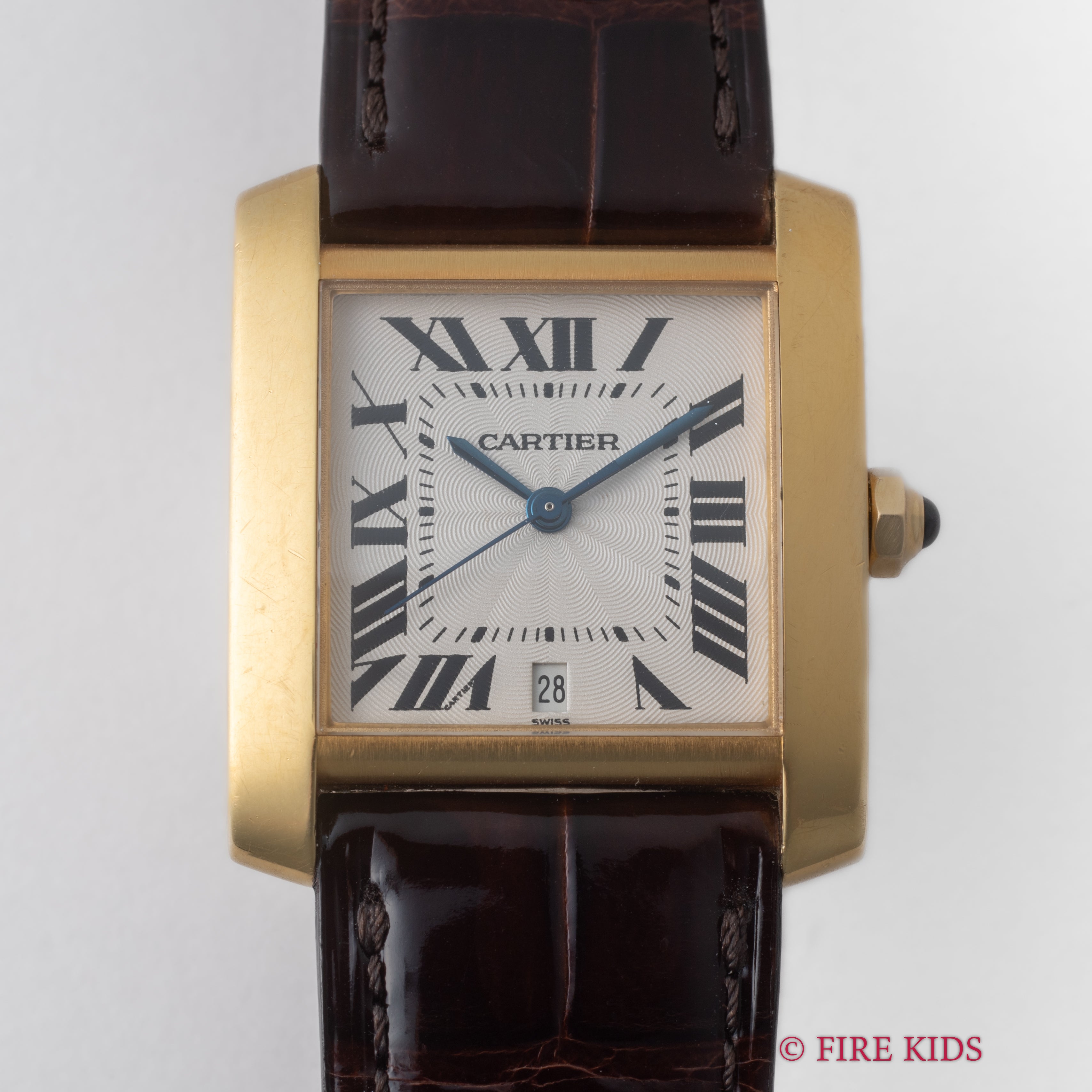 カルティエ 18金無垢イエローゴールド タンクフランセーズ LMサイズ 1990年代製 ギョーシェダイヤル 純正金無垢尾錠付き 箱、冊子付き