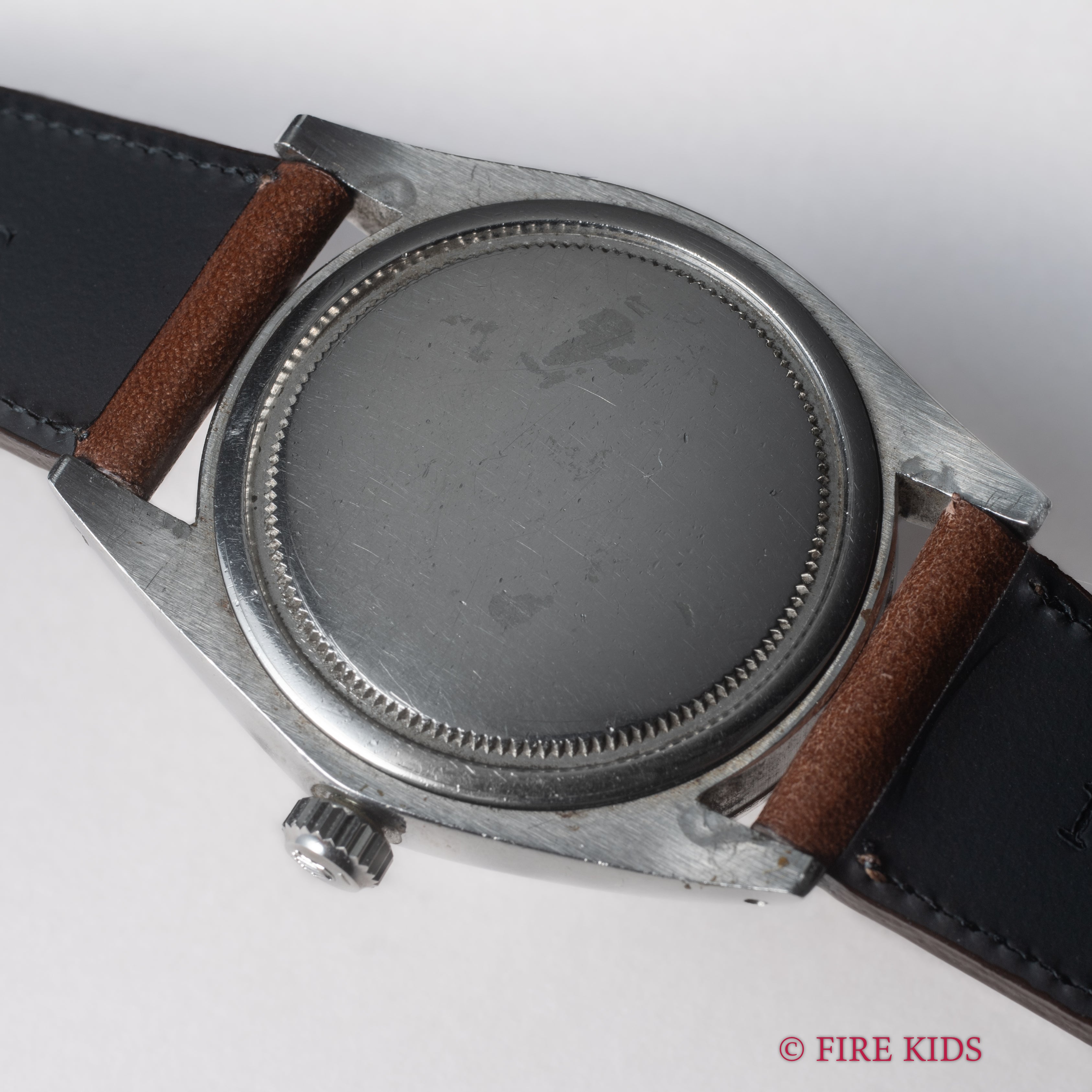 ロレックス オイスターデイト 1963年製 Ref.6694 ブラックミラーダイヤル ゴールドインデックス 針