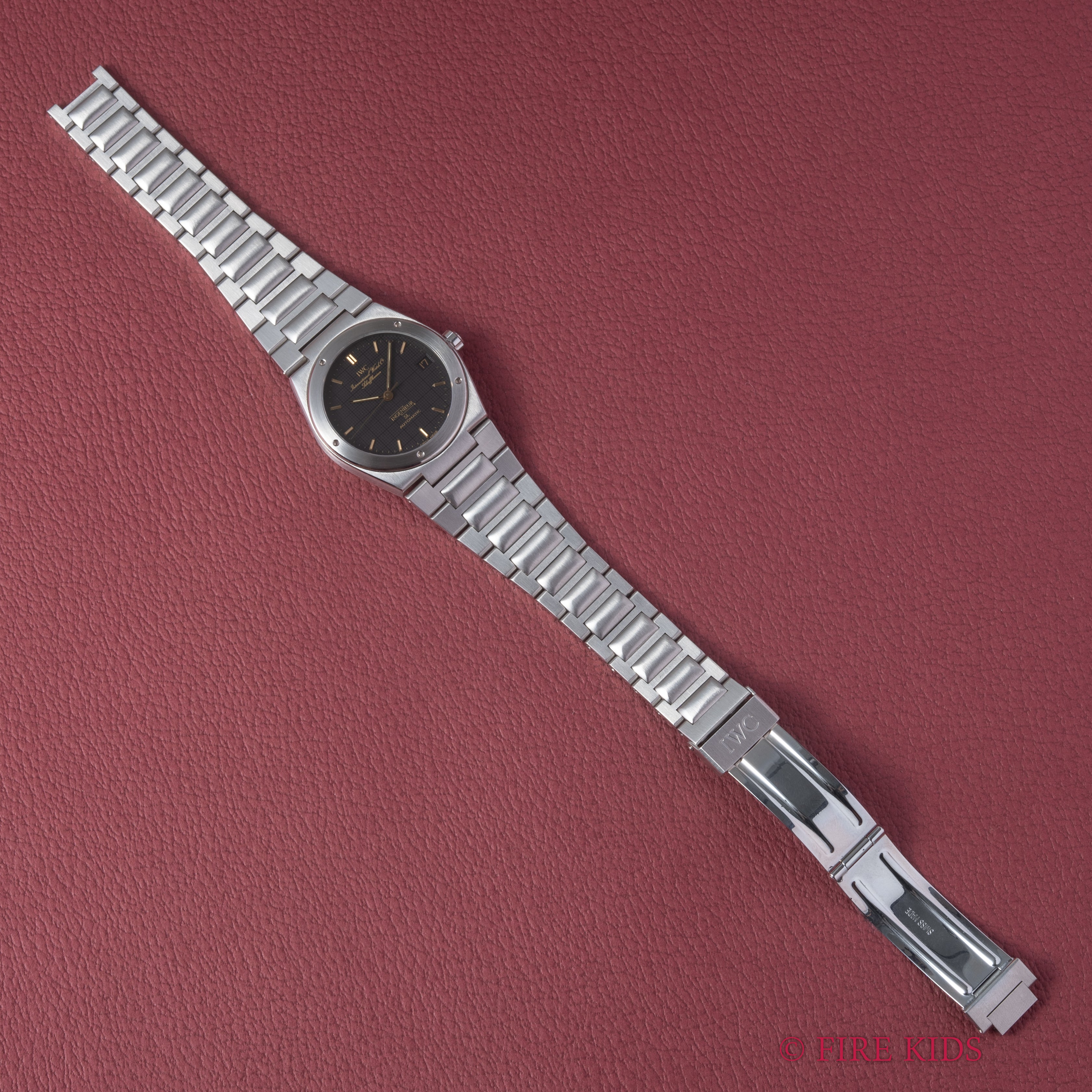 IWC インヂュニア SL 1987年製 Ref.3506 黒文字盤 ジェンタデザイン 耐磁時計 自動巻きクロノメーター アーカイブ付き