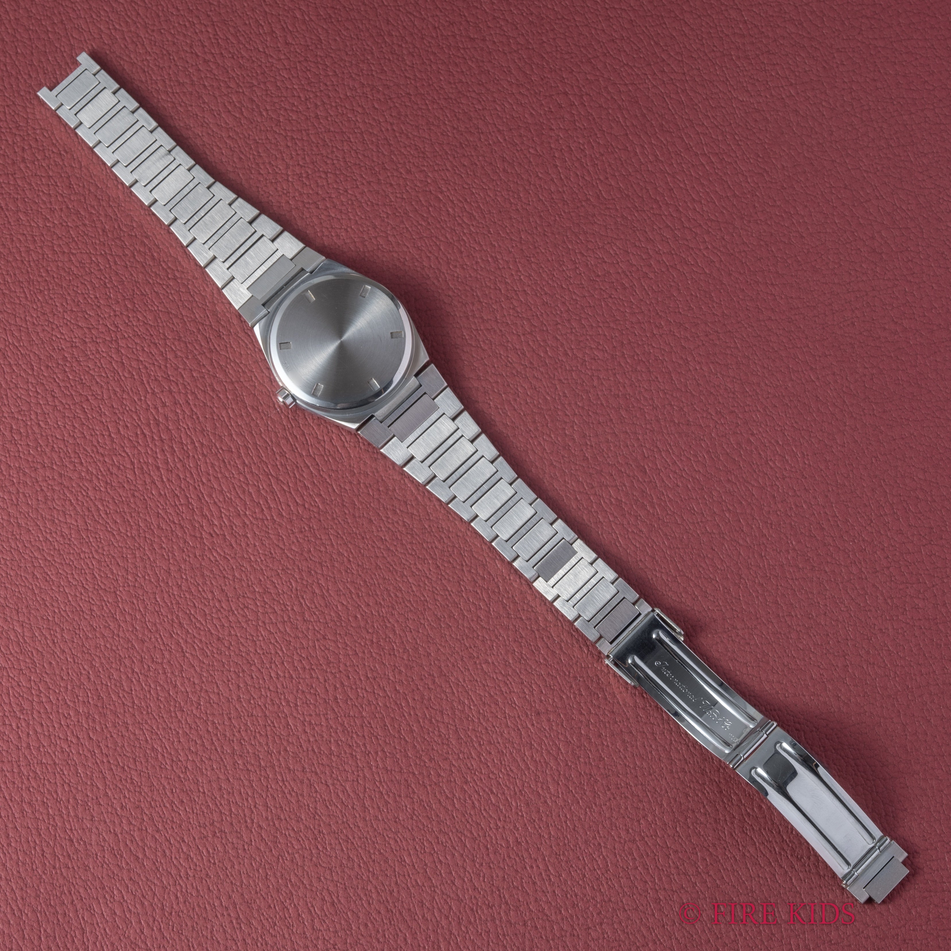 IWC インヂュニア SL 1987年製 Ref.3506 黒文字盤 ジェンタデザイン 耐磁時計 自動巻きクロノメーター アーカイブ付き