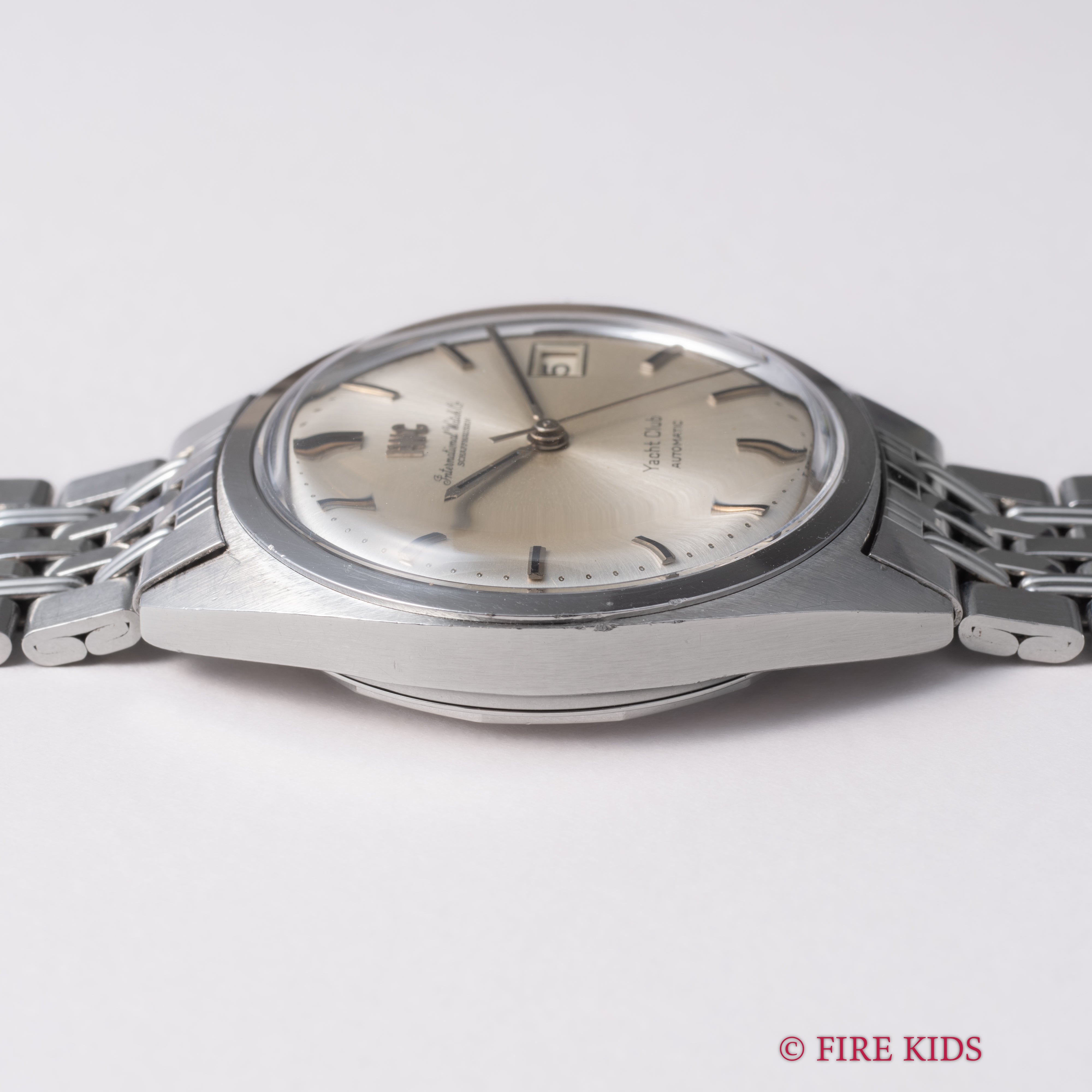 IWC ヨットクラブ Ref.811AD 1970年製 ペラトン式自動巻き Cal.8541B 純正ゲイフレアーブレス付き