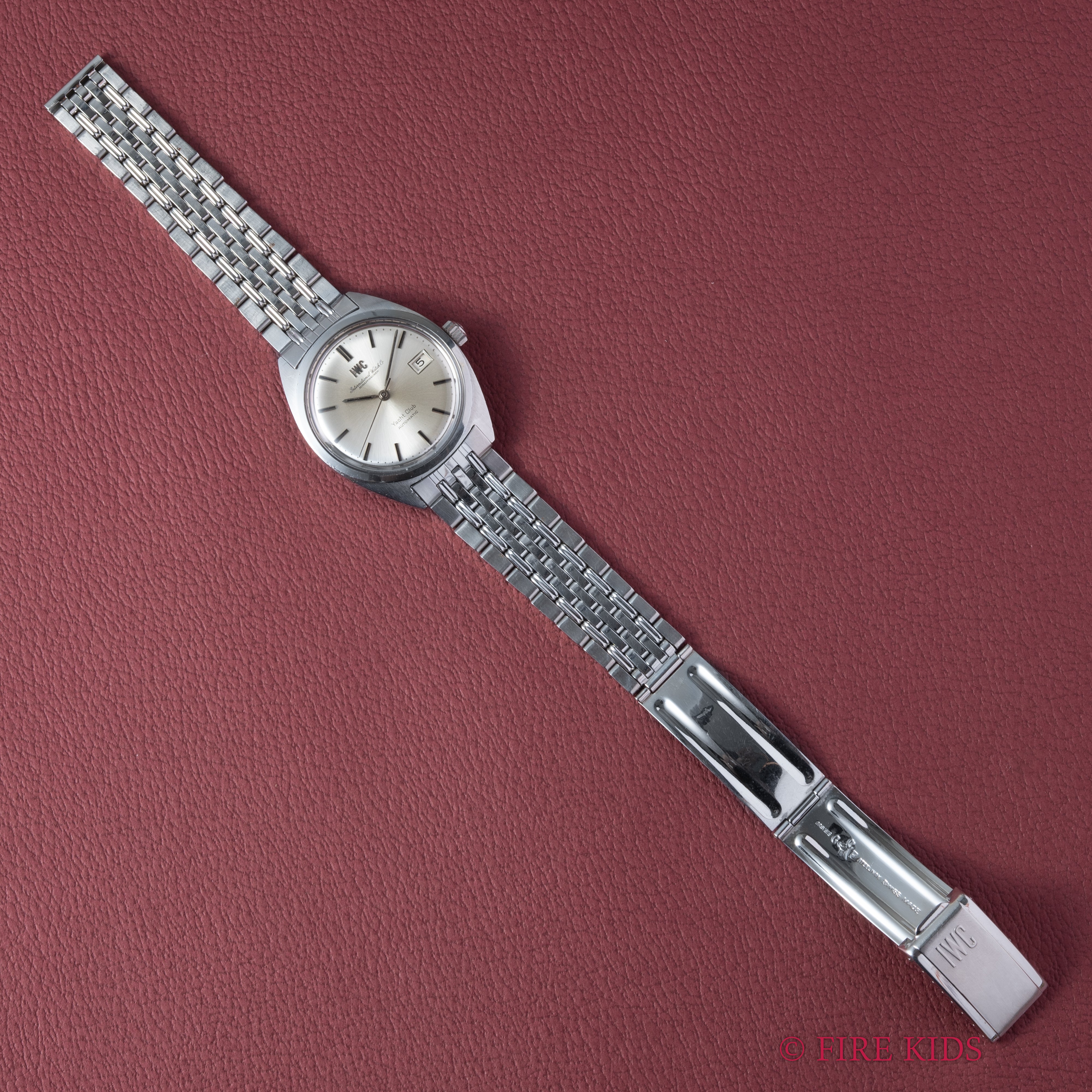 IWC ヨットクラブ Ref.811AD 1970年製 ペラトン式自動巻き Cal.8541B 純正ゲイフレアーブレス付き