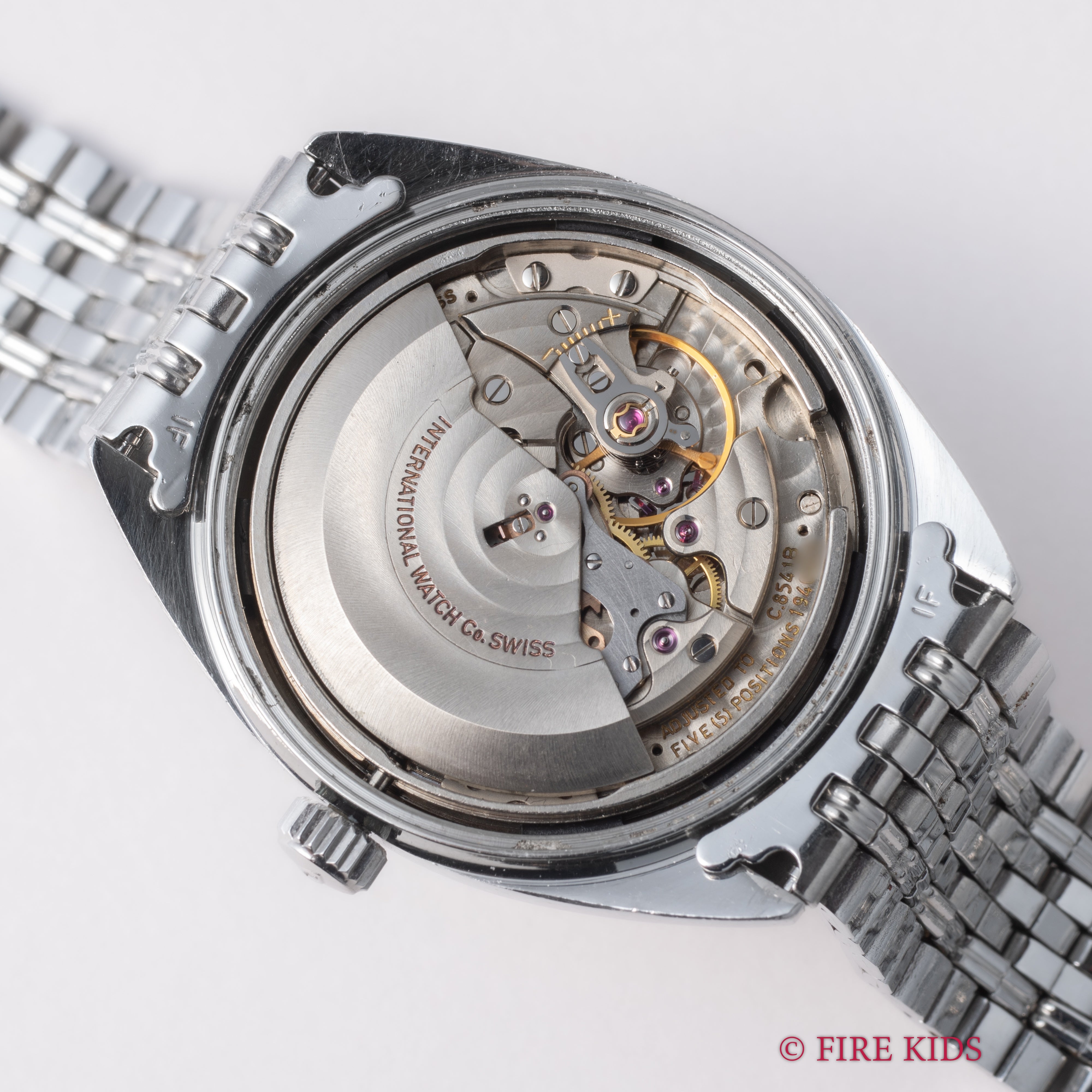 IWC ヨットクラブ Ref.811AD 1970年製 ペラトン式自動巻き Cal.8541B 純正ゲイフレアーブレス付き