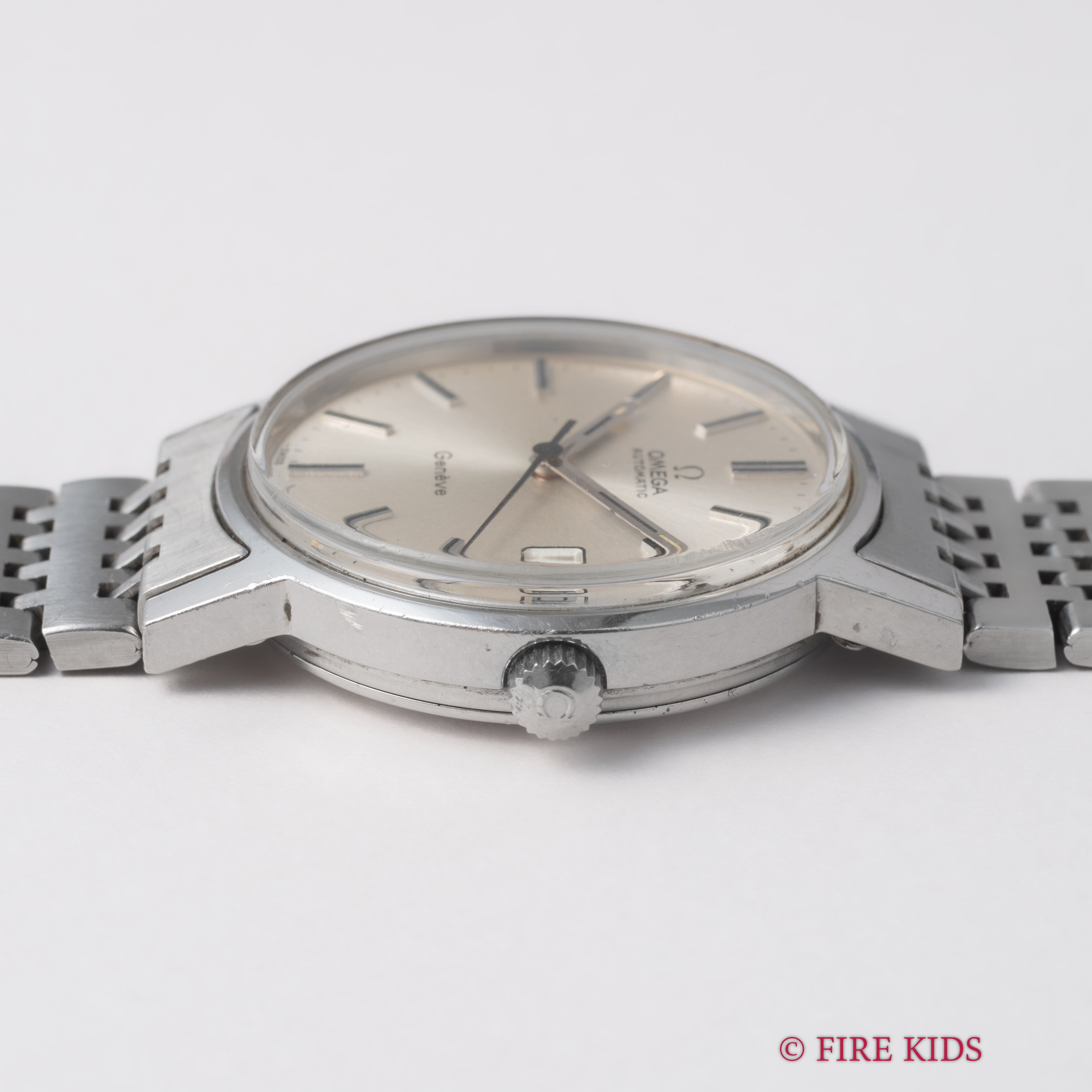 オメガ ジュネーブ 1973年製 シルバーダイヤル 純正ブレス付き ハイビート自動巻き