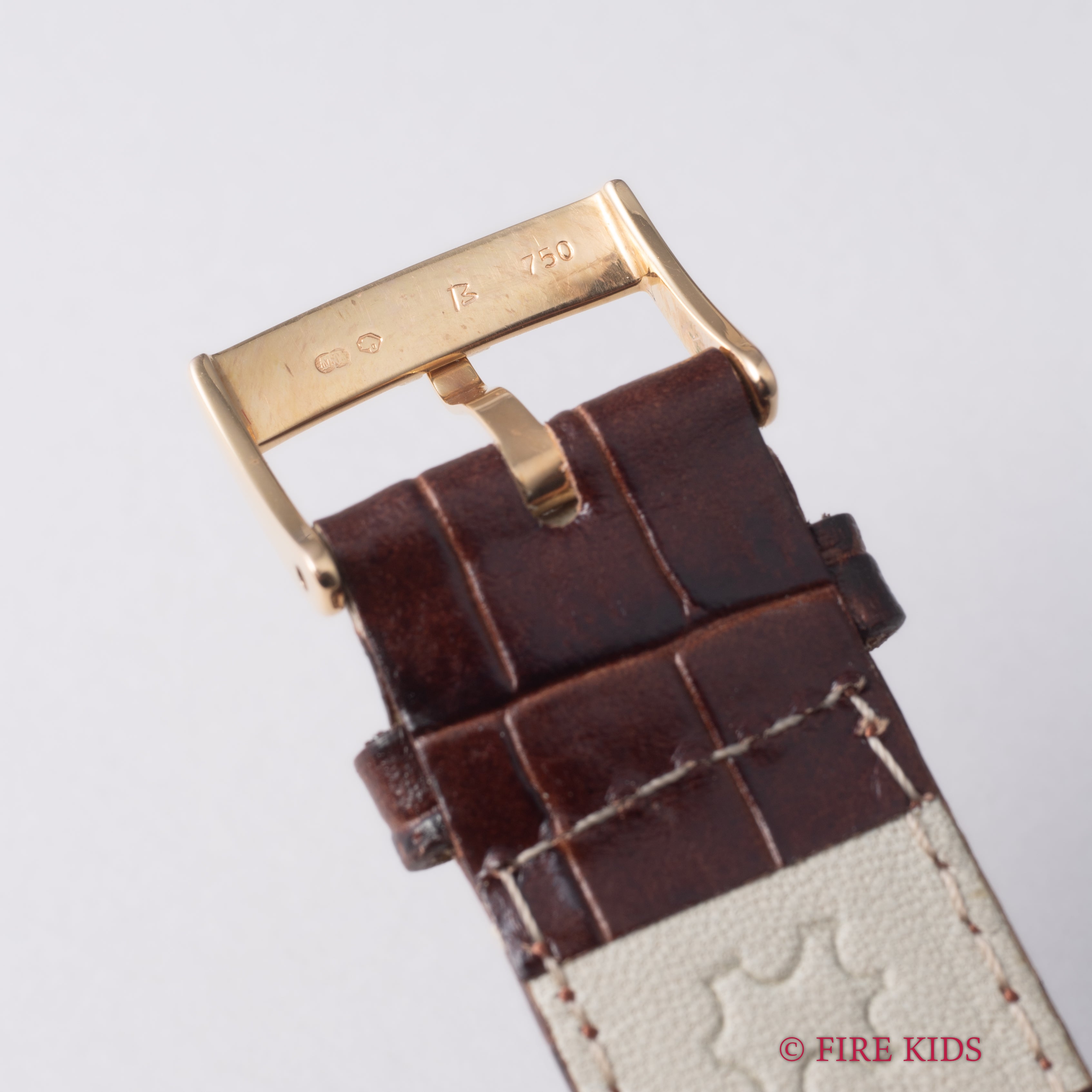 オメガ コスミック ミュージアム トリプルカレンダームーンフェイズ 2002年製 1951本限定 18金無垢 Ref.57018003