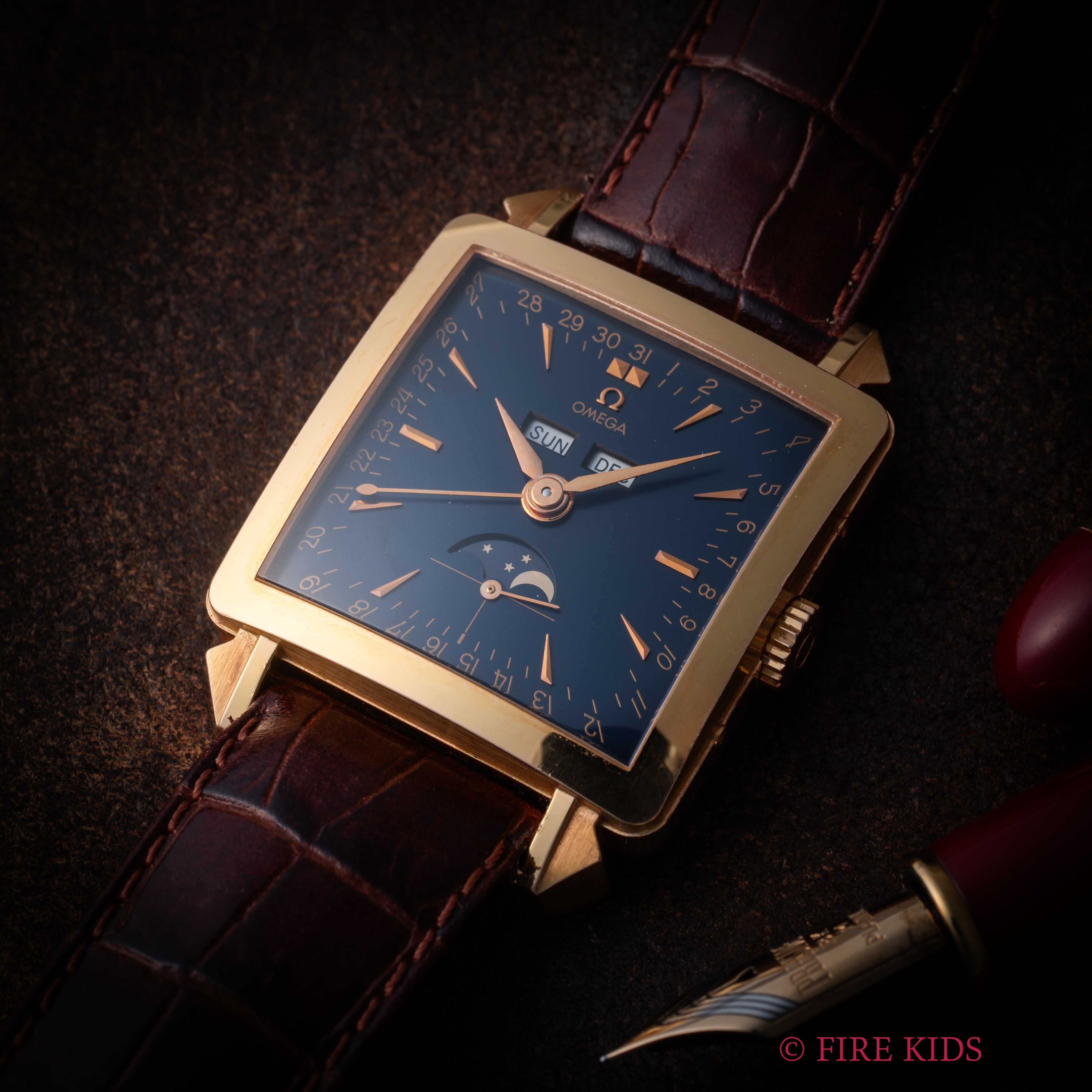 オメガ コスミック ミュージアム トリプルカレンダームーンフェイズ 2002年製 1951本限定 18金無垢 Ref.57018003