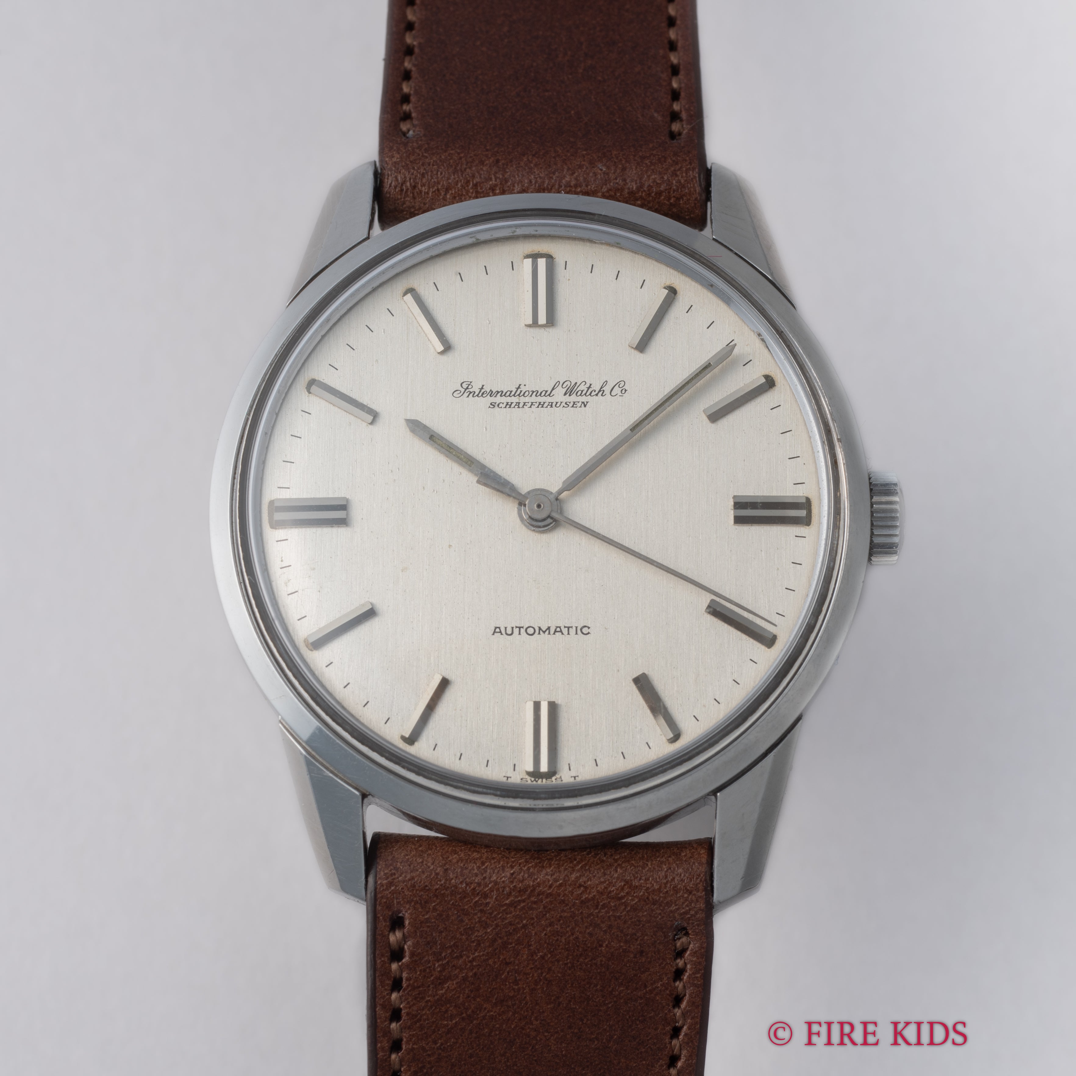 IWC 1967年製 ラウンドケース ペラトン式自動巻き Cal.854 R810A お魚リューズ ノンデイト