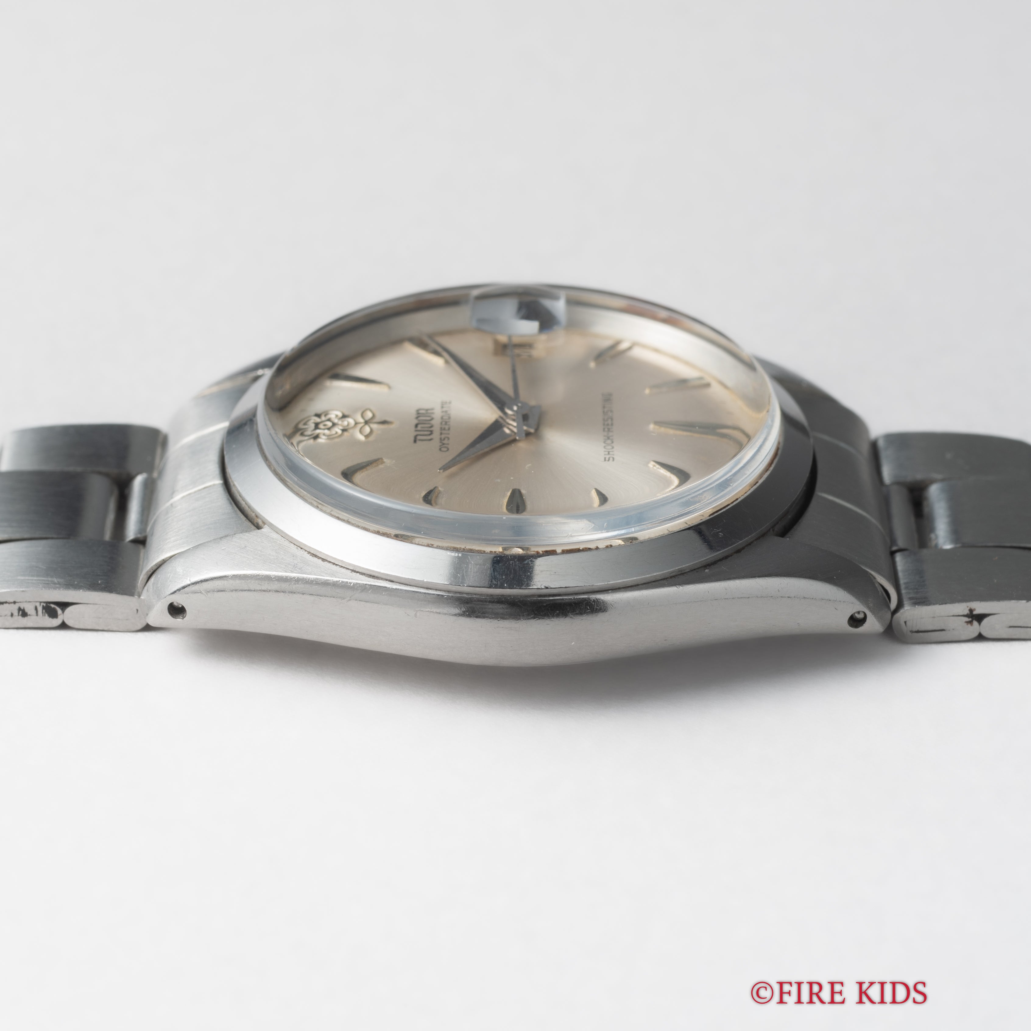 チューダー デカバラ オイスターデイト 1965年製 Ref.7962 シルバーダイヤル 純正巻きブレス付き