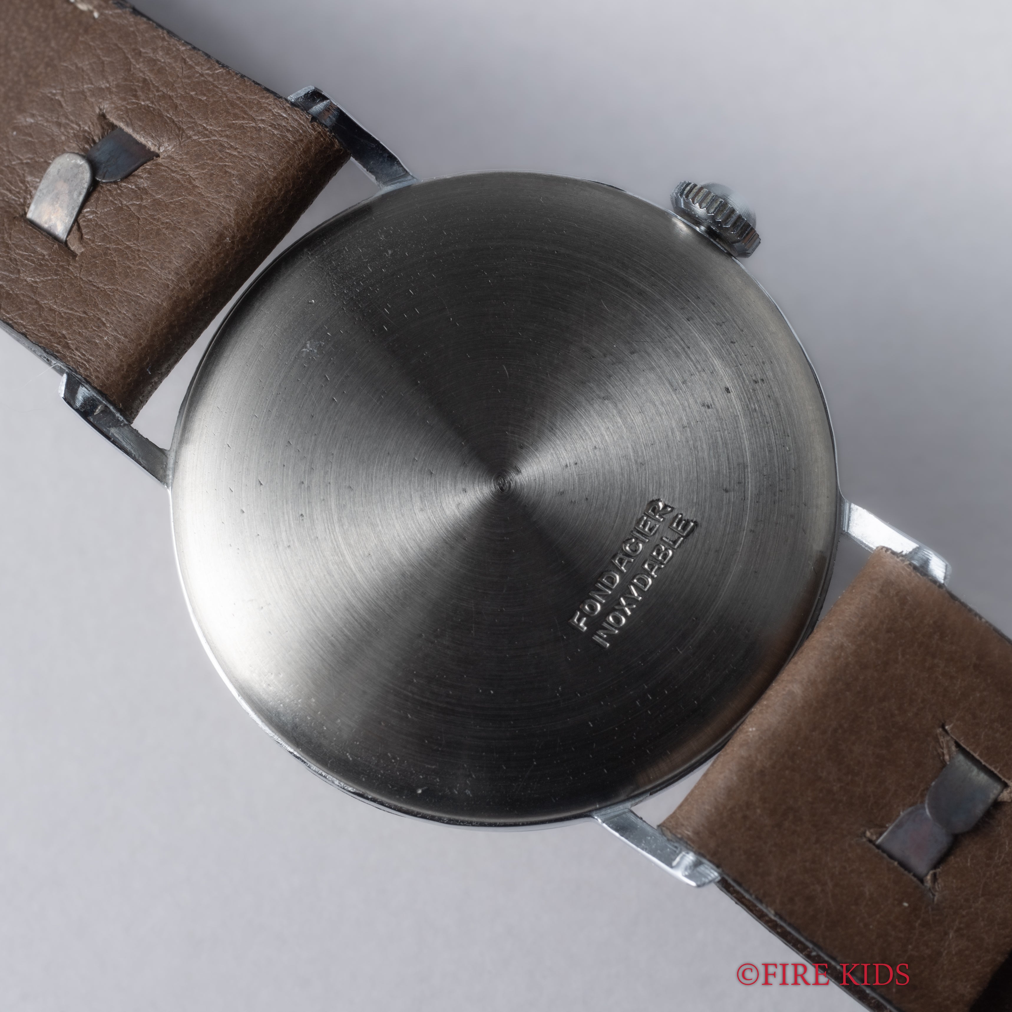 DELORA 1940年代製 ブラックギルドダイヤル スモールセコンド手巻