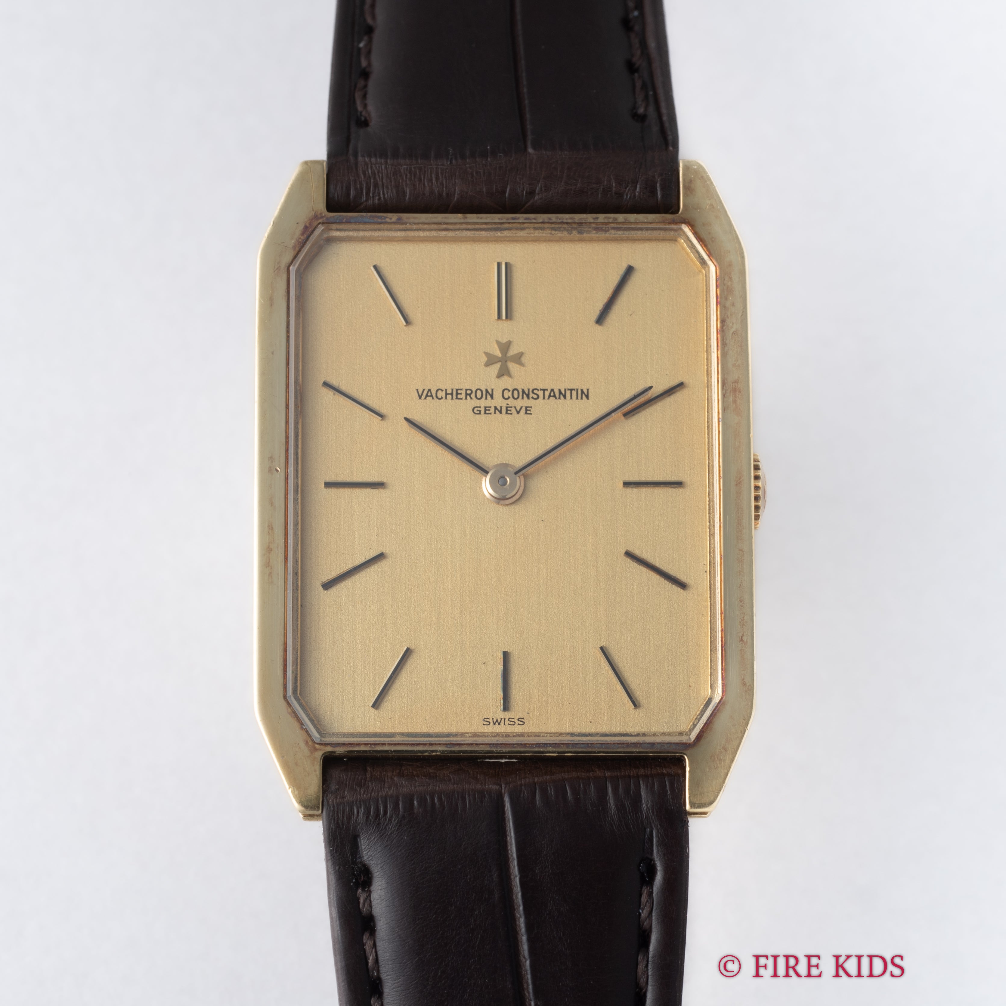 ヴァシュロンコンスタンタン スクエア 1980年代製 18金イエローゴールド Ref.39201 Cal.1015 純正18金尾錠付