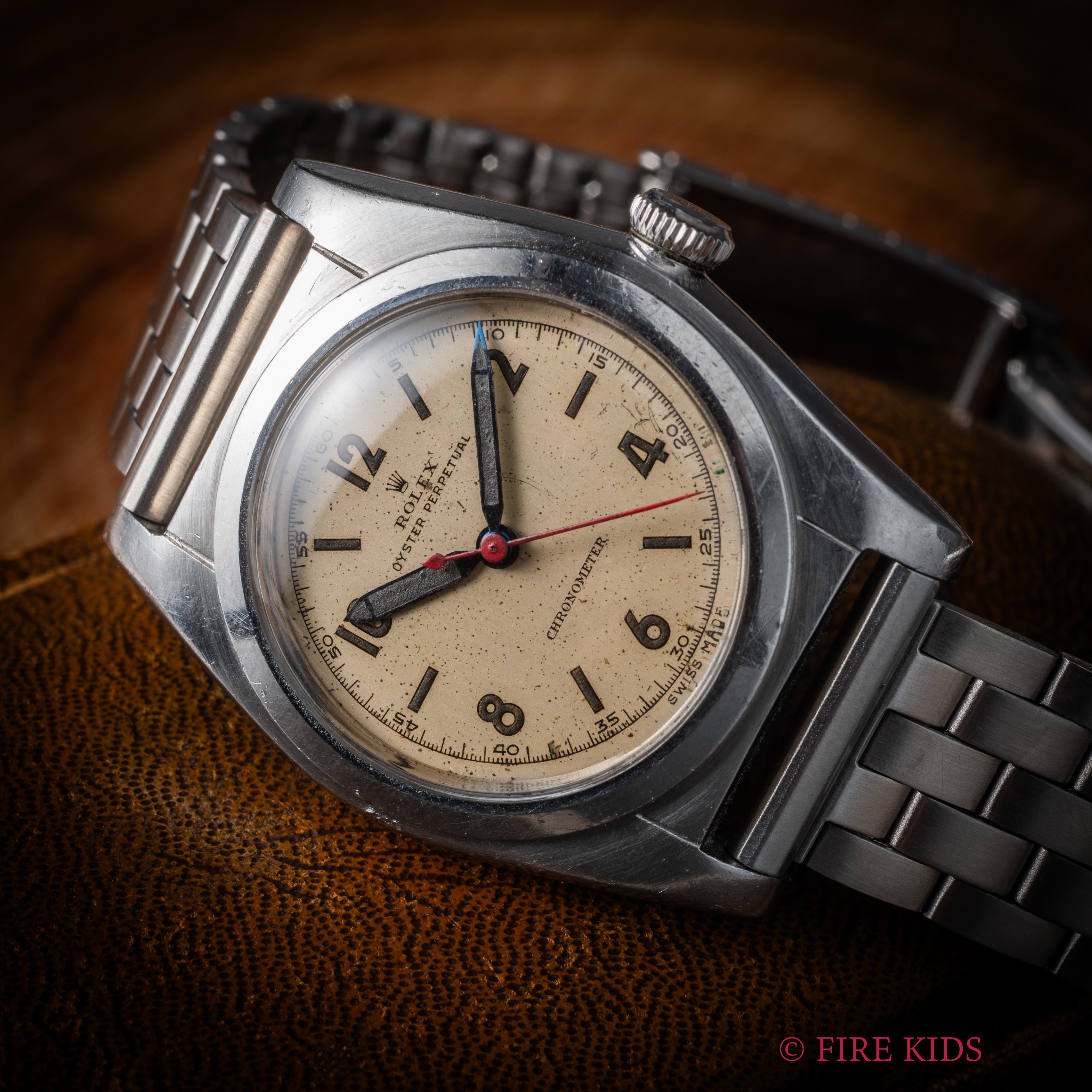 ロレックス バブルバック 1945年製 飛びアラビアダイヤル Ref.2940 純正バックル社外ブレス