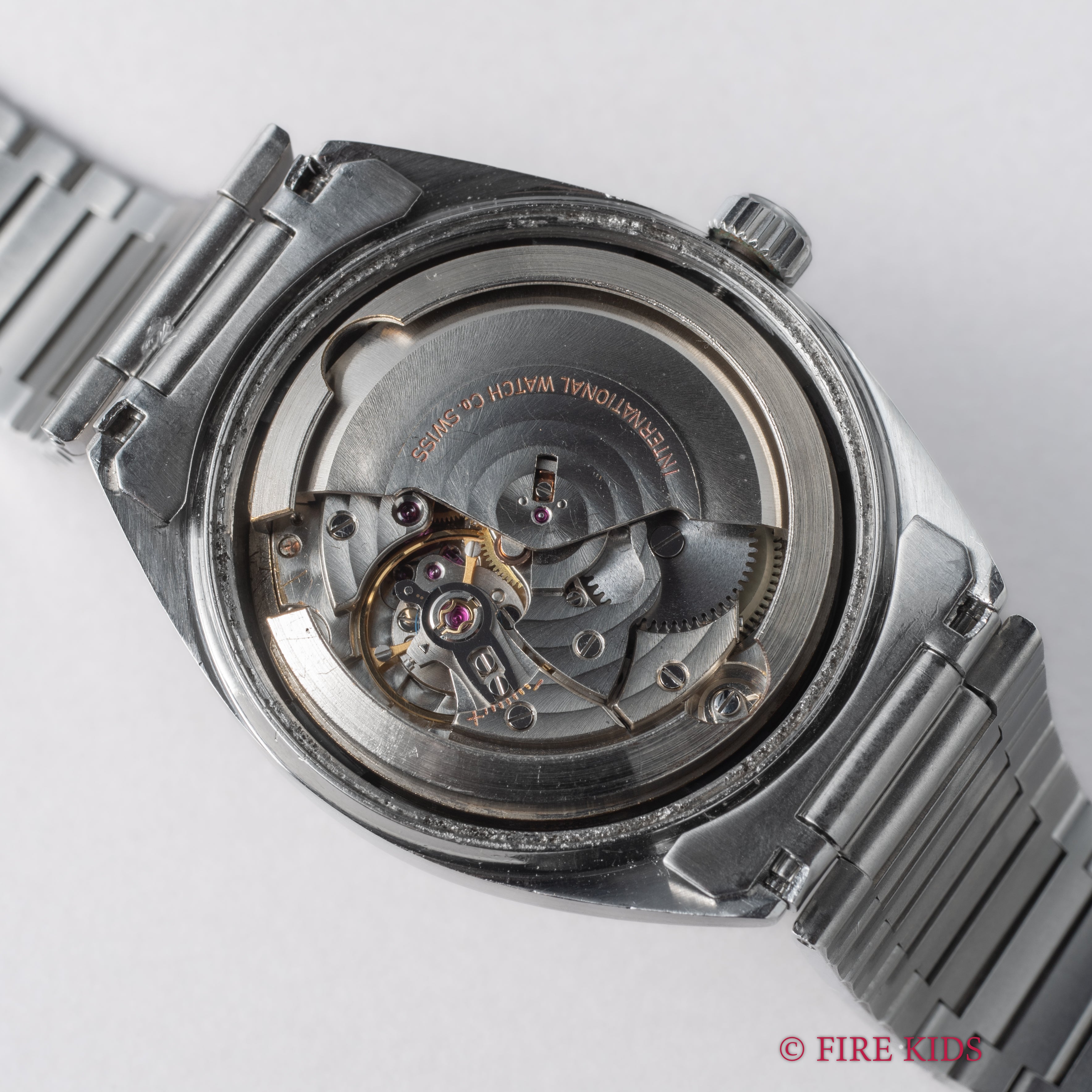 IWC ヨットクラブ 1967年製 Ref.R811A ペラトン式自動巻 Cal.8541 シルバーダイヤル 純正ブレス