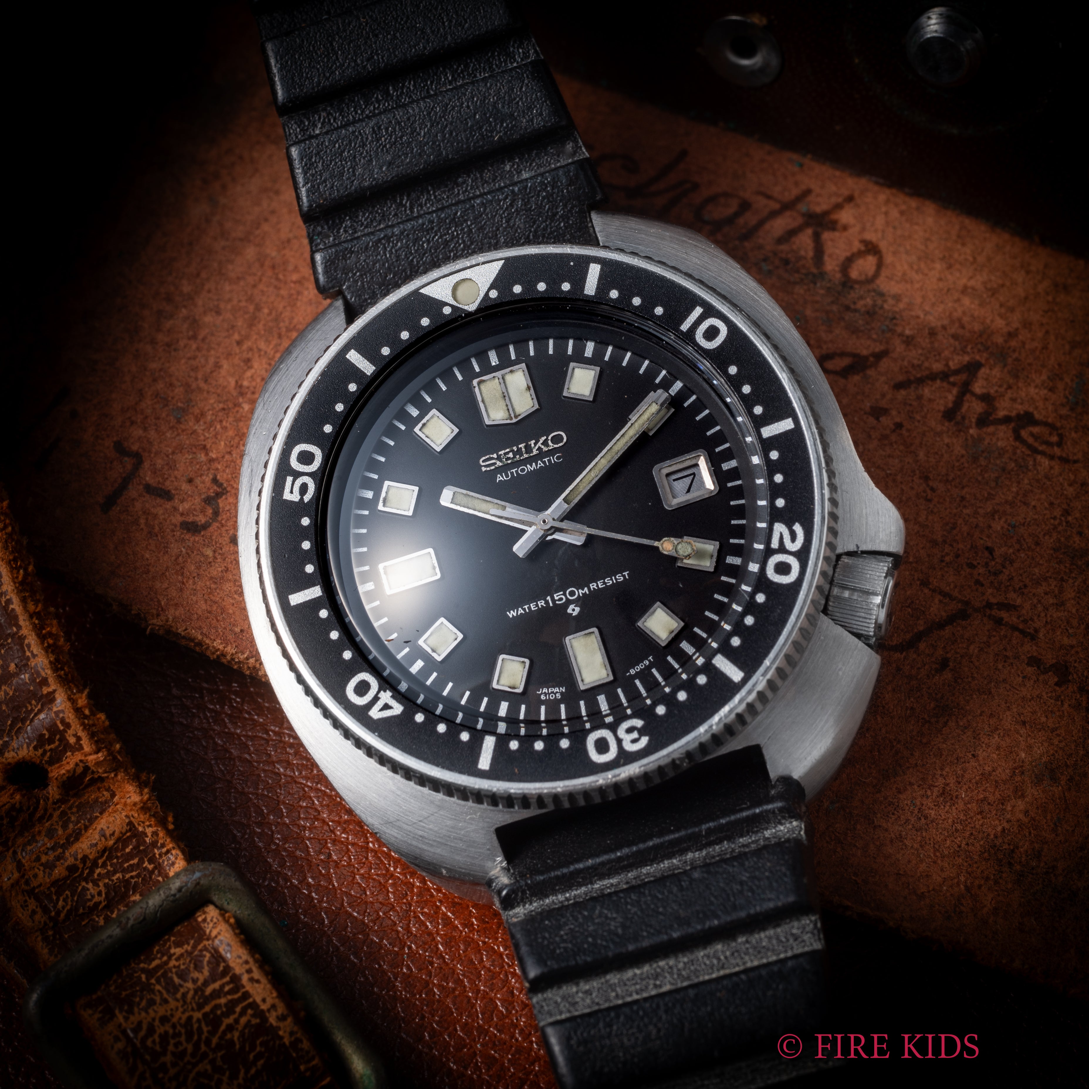 セイコー 150mダイバー 2nd後期 植村ダイバー 1975年製 自動巻き Ref.6105-8110 純正ベルト、尾錠付き