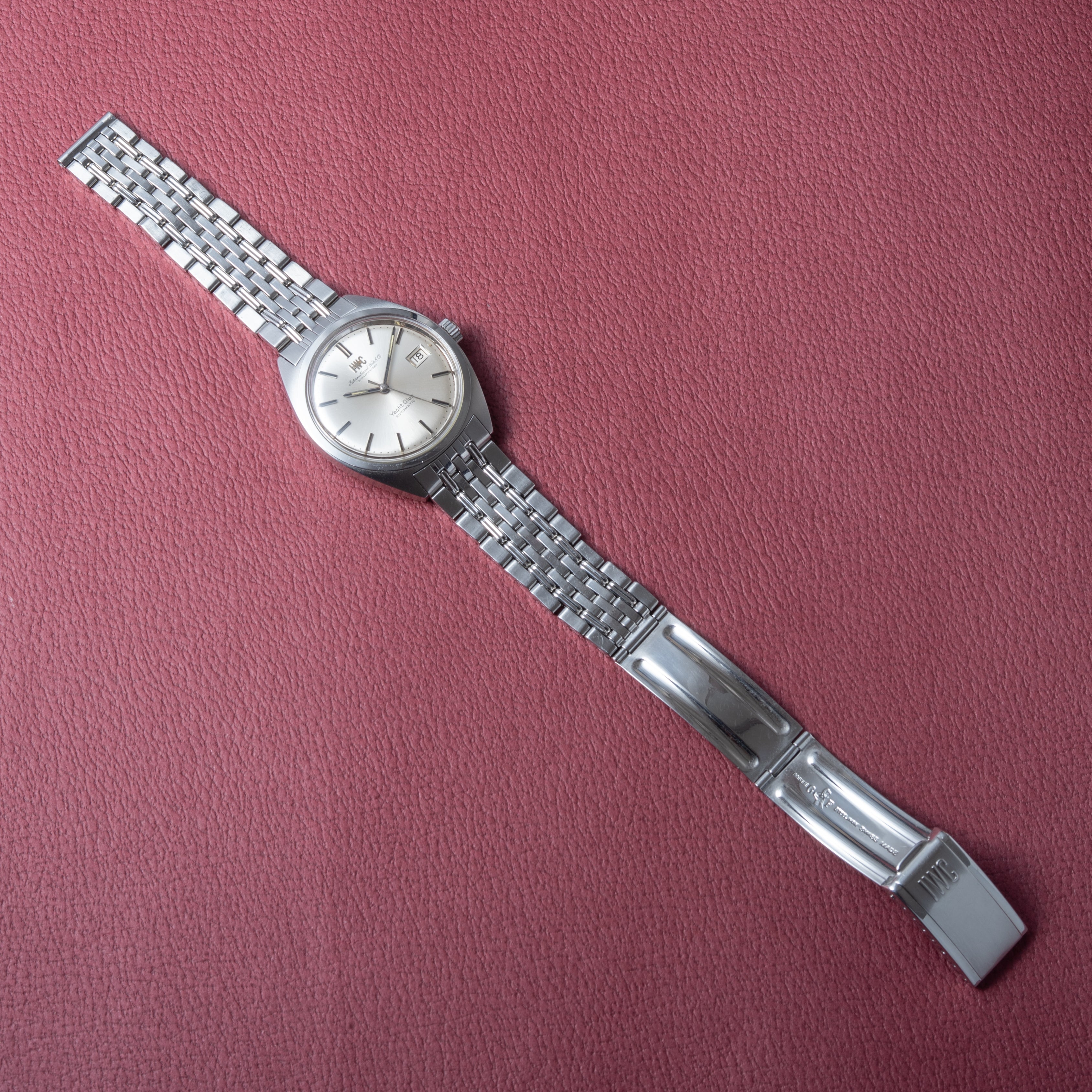 IWC ヨットクラブ 1971年製 Ref.R811 純正ステンレスブレス Cal.8541B