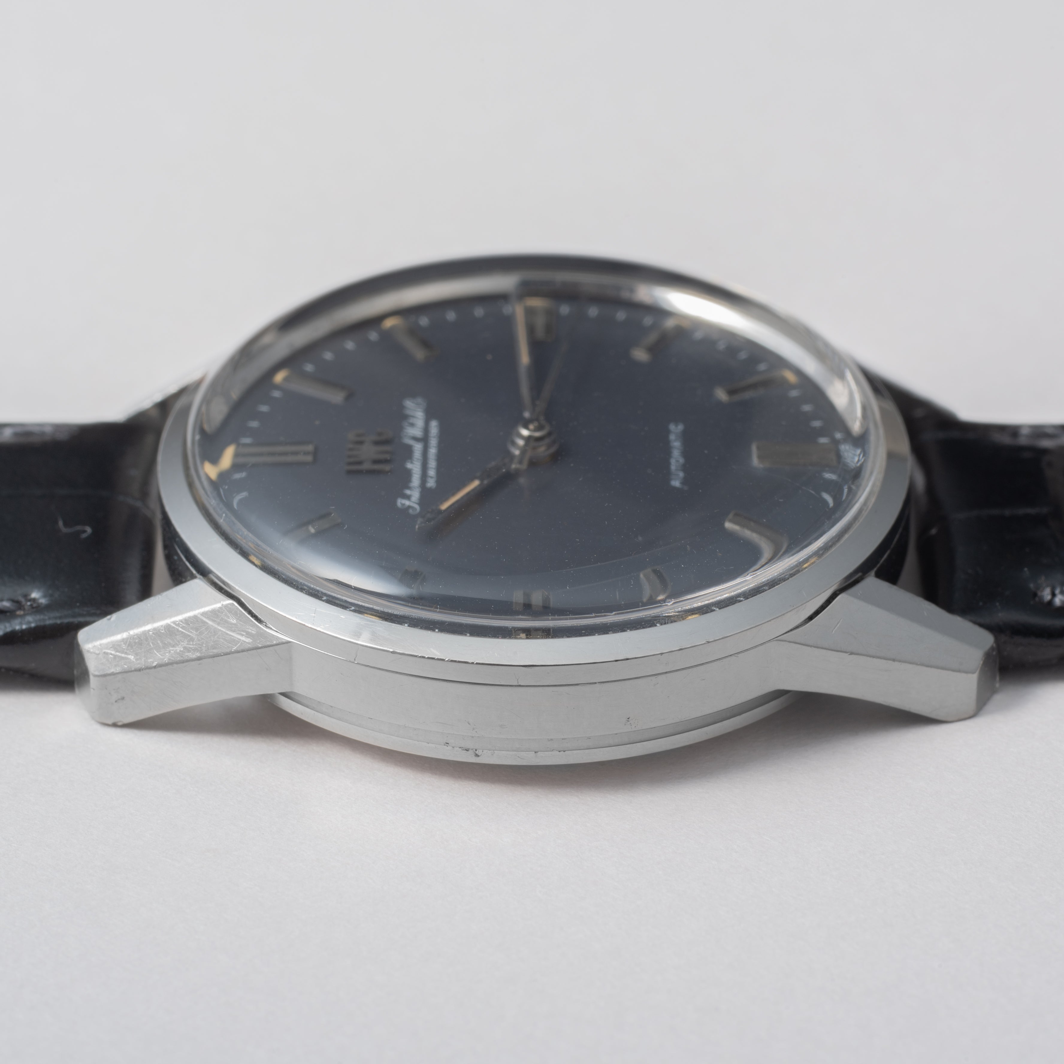 IWC ラウンドケース オートマチック 1969年製 Ref.R810AD グレーダイヤル 純正尾錠付き