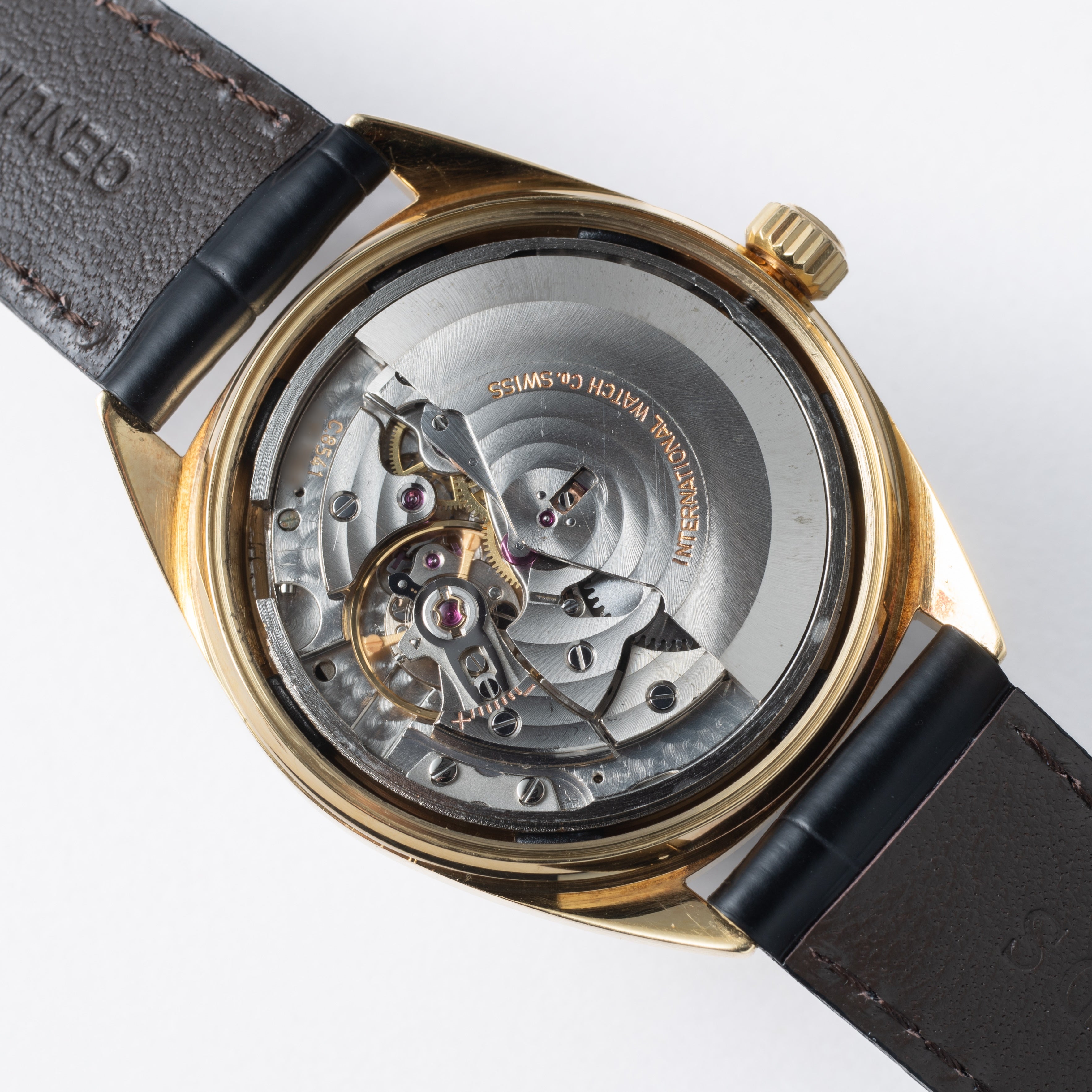 IWC ヨットクラブ 1969年製 Ref.R811A 18金イエローゴールド