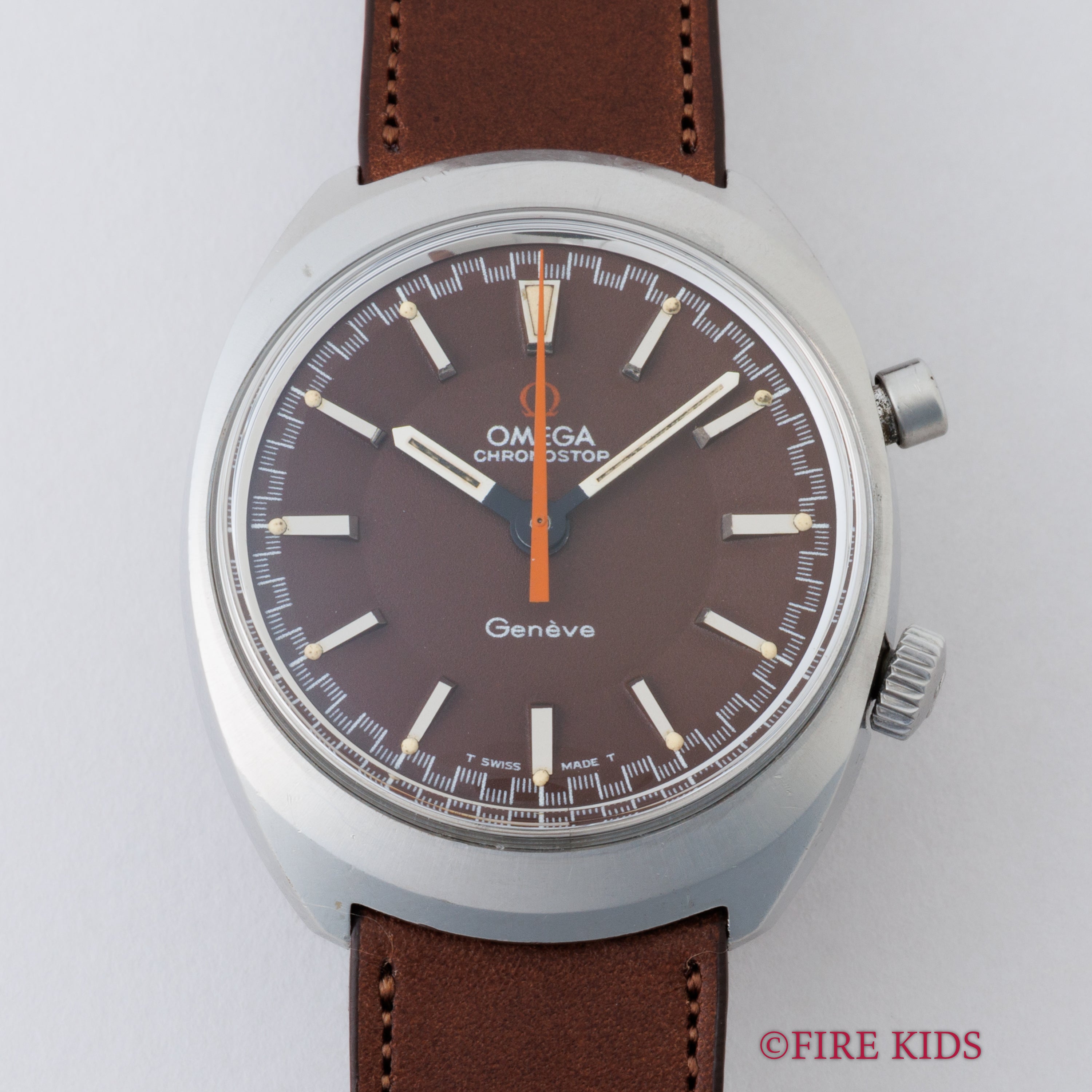 オメガ クロノストップ 1968年製 Ref.145.009 手巻 Cal.865 希少ブラウンダイヤル