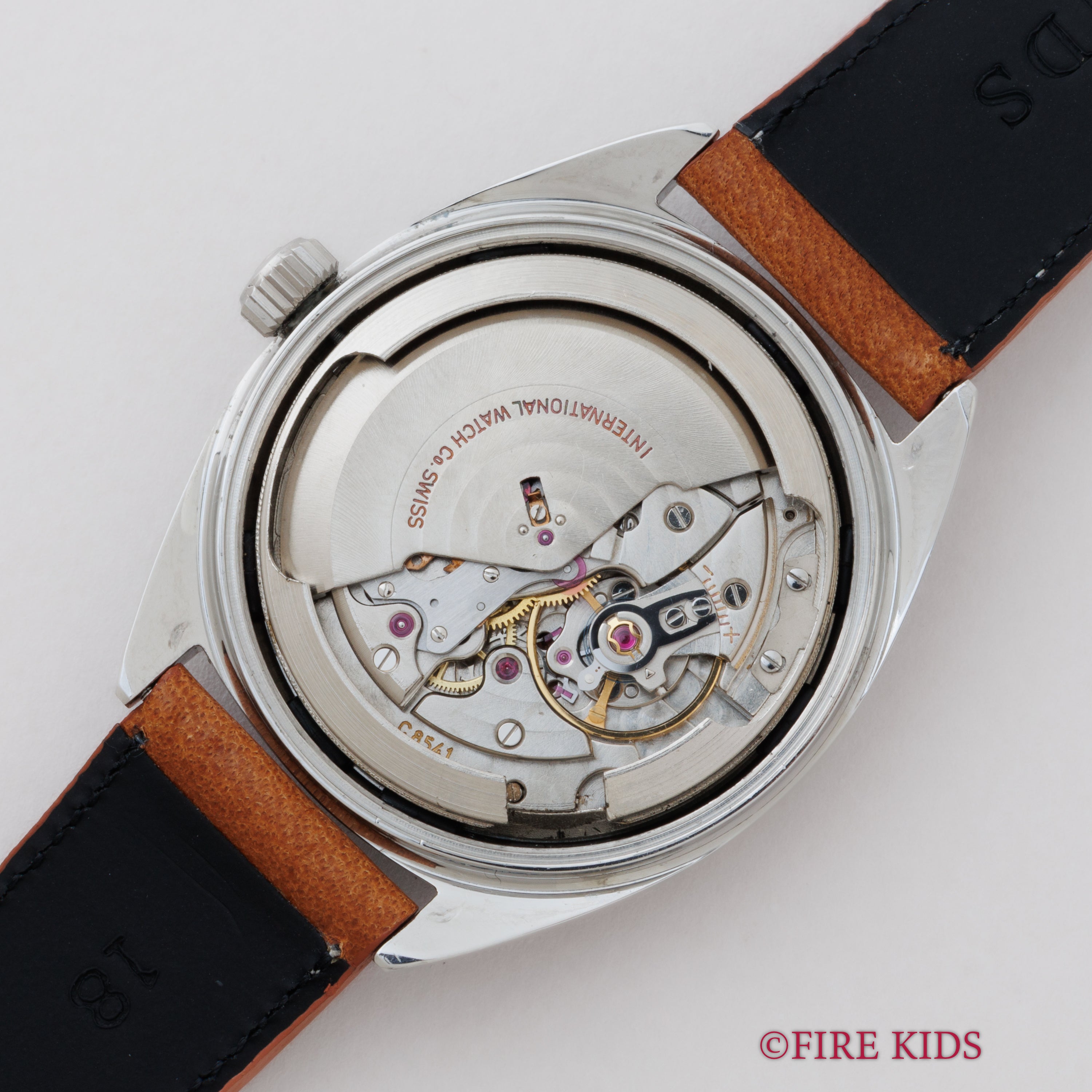 IWC ヨットクラブ 1968年製 Ref.811AD ペラトン式自動巻 Cal.8541