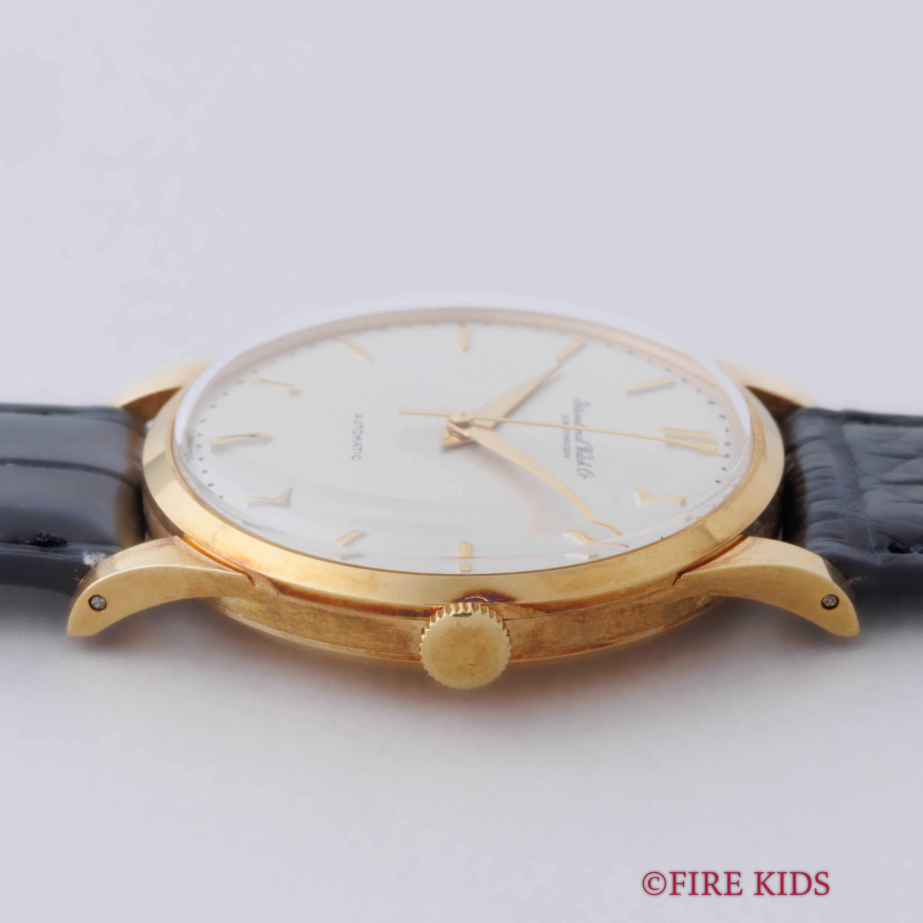 IWC ラウンドケース 1961年製 18金無垢イエローゴールド Cal.853 ノンデイト自動巻き