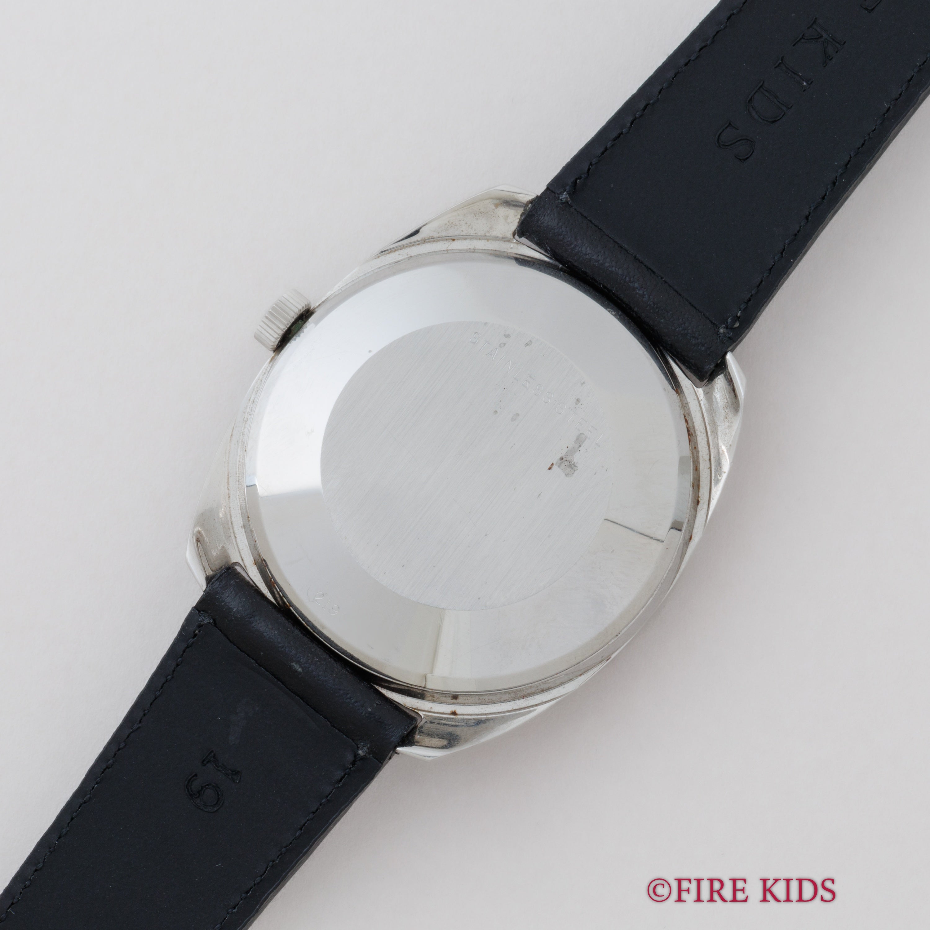 IWC 1978年製 トノーケース ペラトン式自動巻き Cal.854B ノンデイト