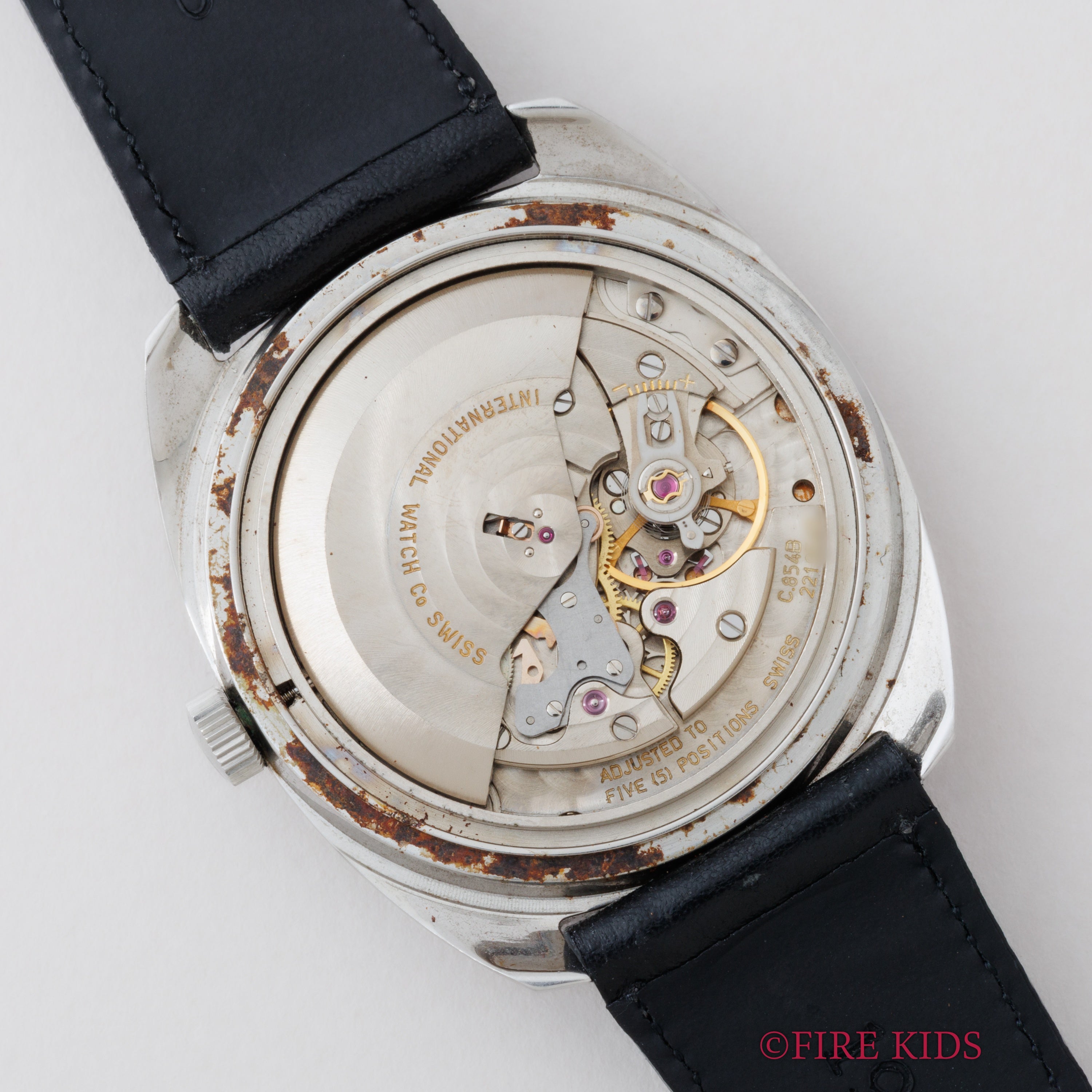 IWC 1978年製 トノーケース ペラトン式自動巻き Cal.854B ノンデイト