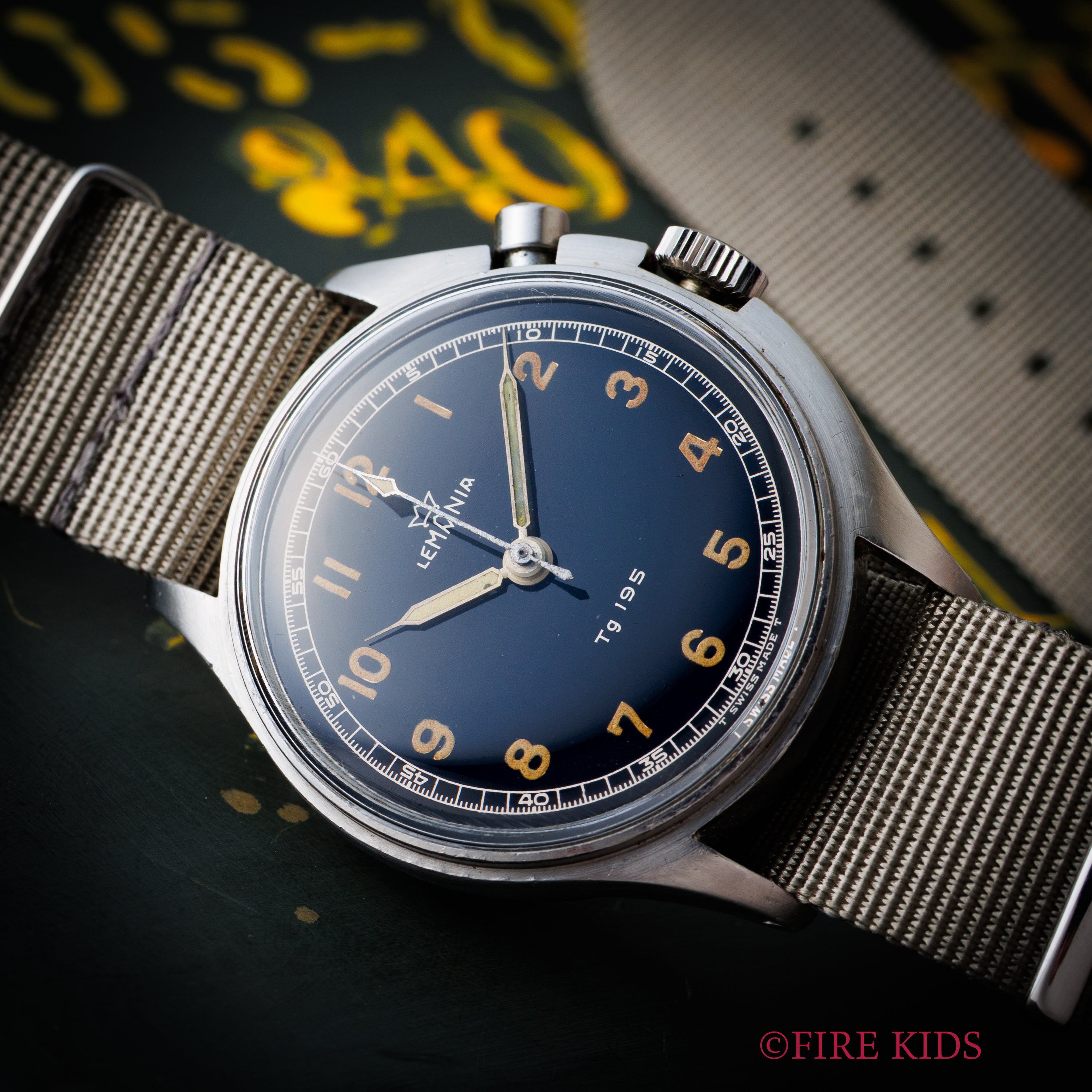 レマニア スウェーデン軍 ワンプッシュクロノ TG195 1958年支給品