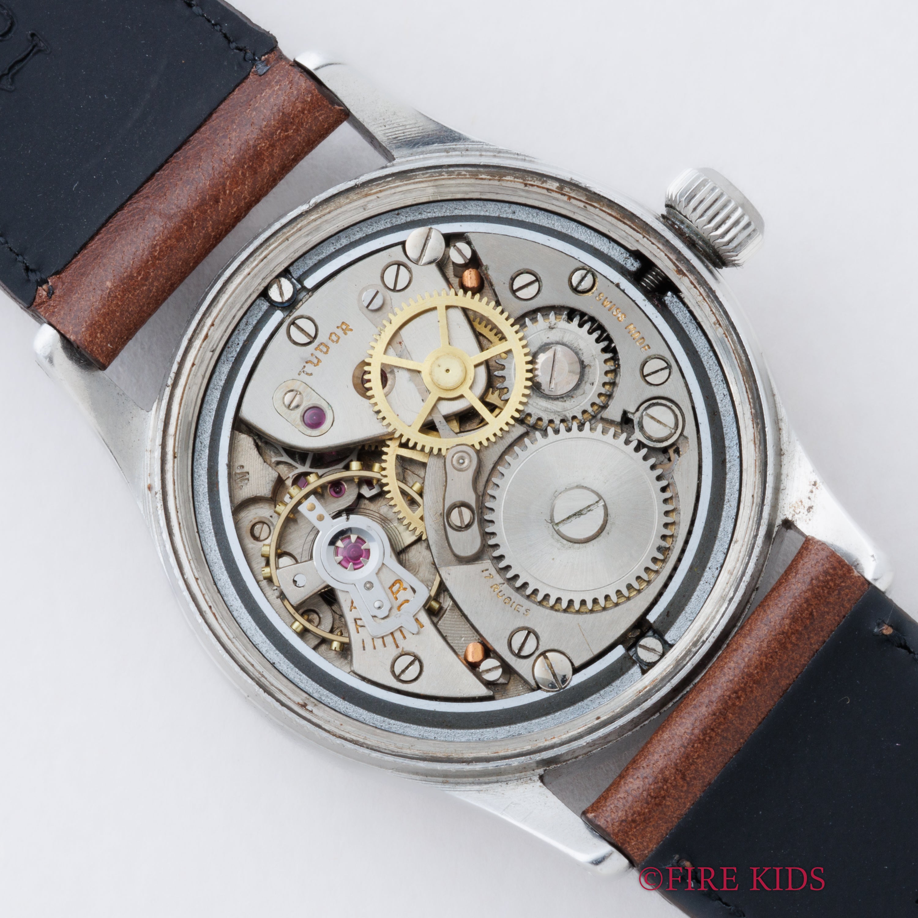 チューダー 盾バラ オイスター 1940年代製 Ref.4453 飛びアラビアダイヤル 手巻