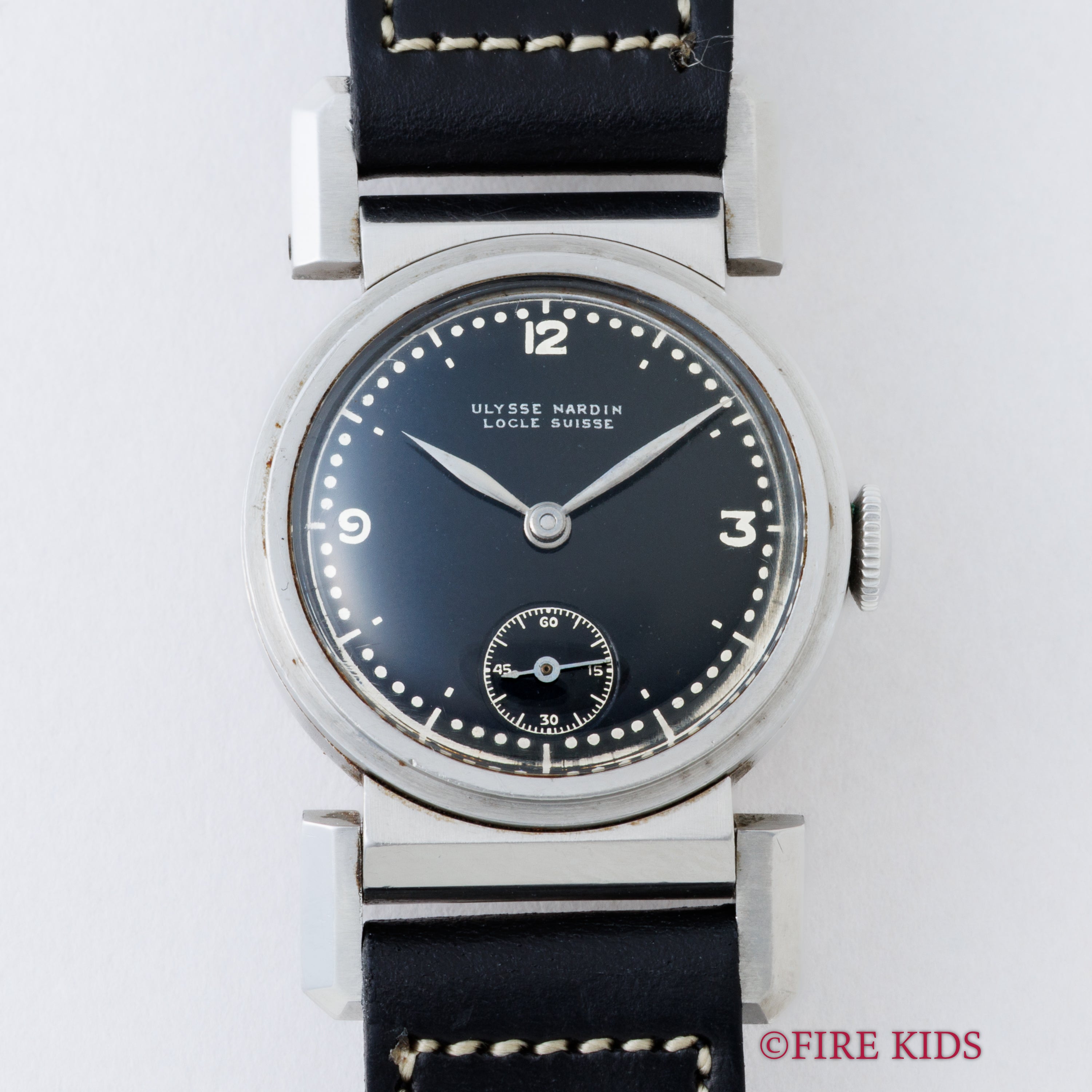 ユリスナルダン 1930年代製 フレキシブルラグ ブラックミラーダイヤル 手巻き