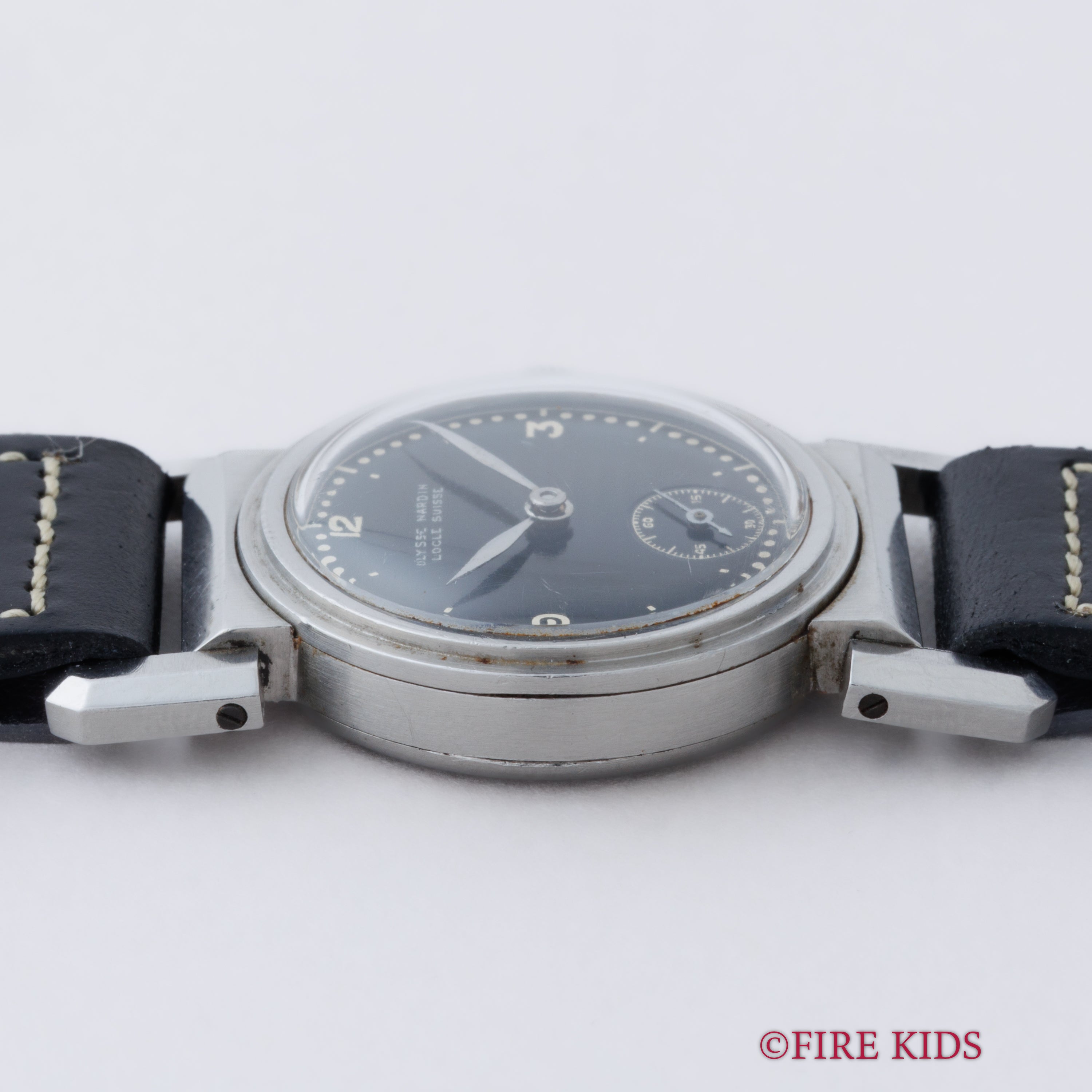 ユリスナルダン 1930年代製 フレキシブルラグ ブラックミラーダイヤル 手巻き