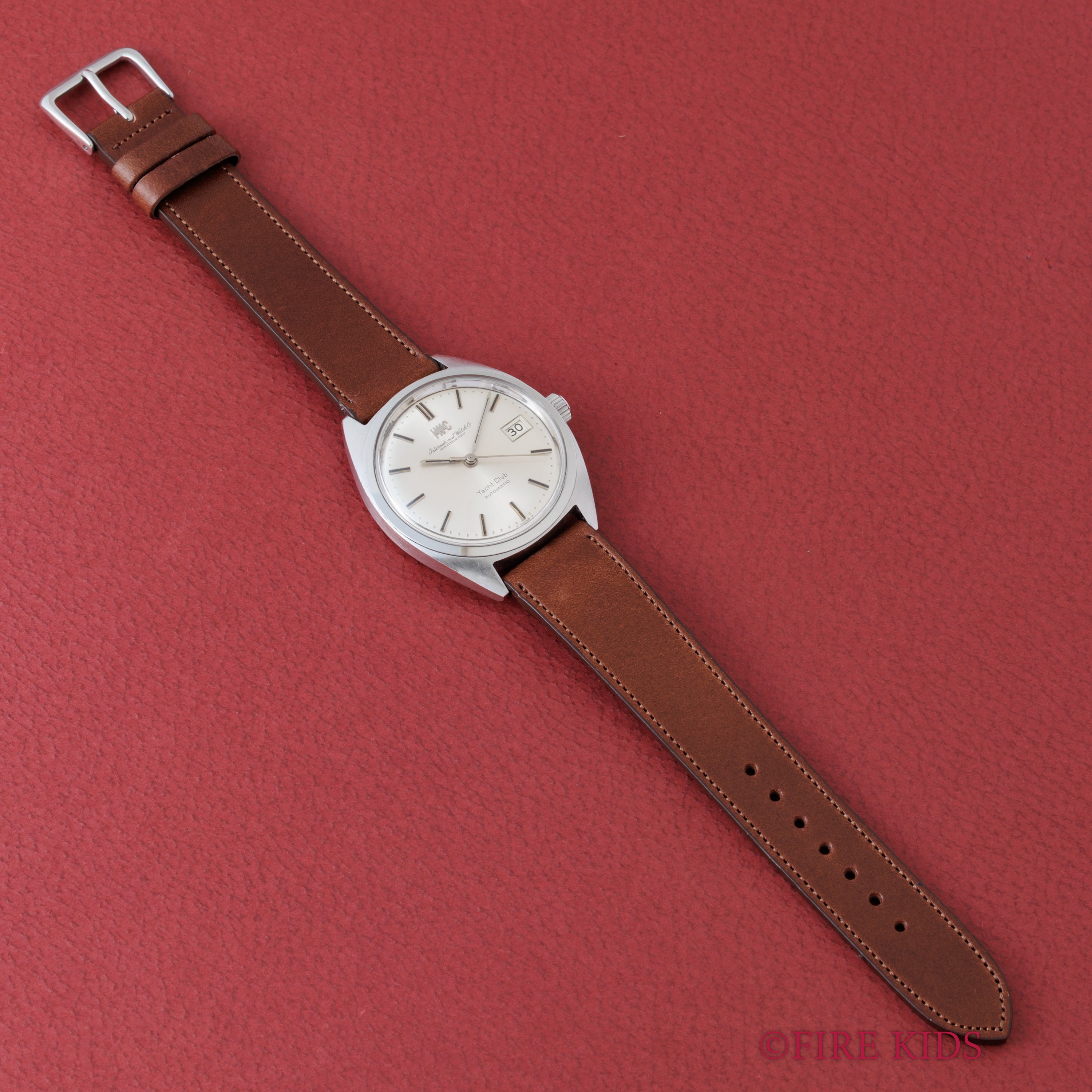 IWC ヨットクラブ 1973年製 シルバーダイヤル ペラトン式自動巻き Ref.R811 Cal.8541B