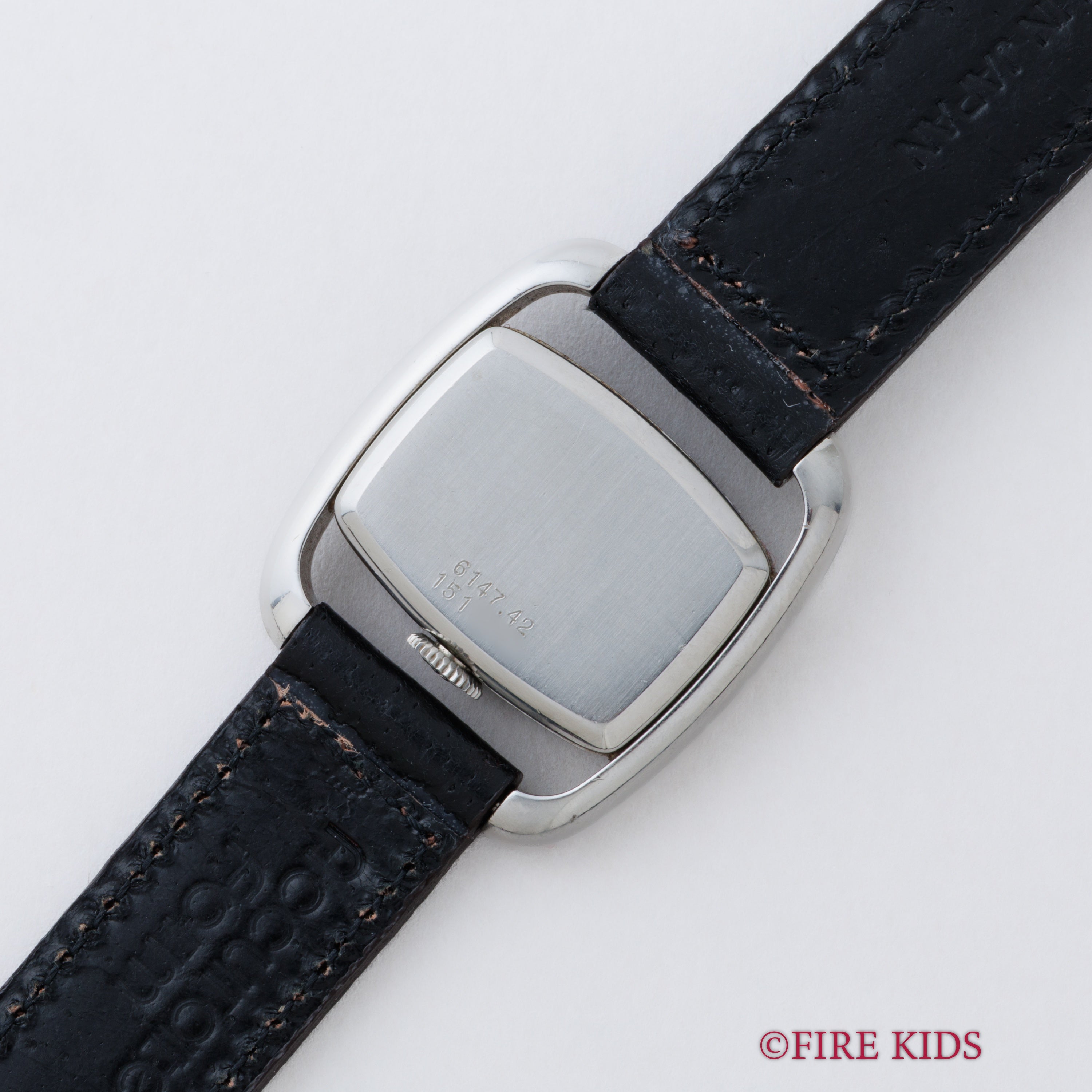 ジャガールクルト レディースウォッチ エトリエ 1980年代製 ブルーダイヤル Ref.6147.42