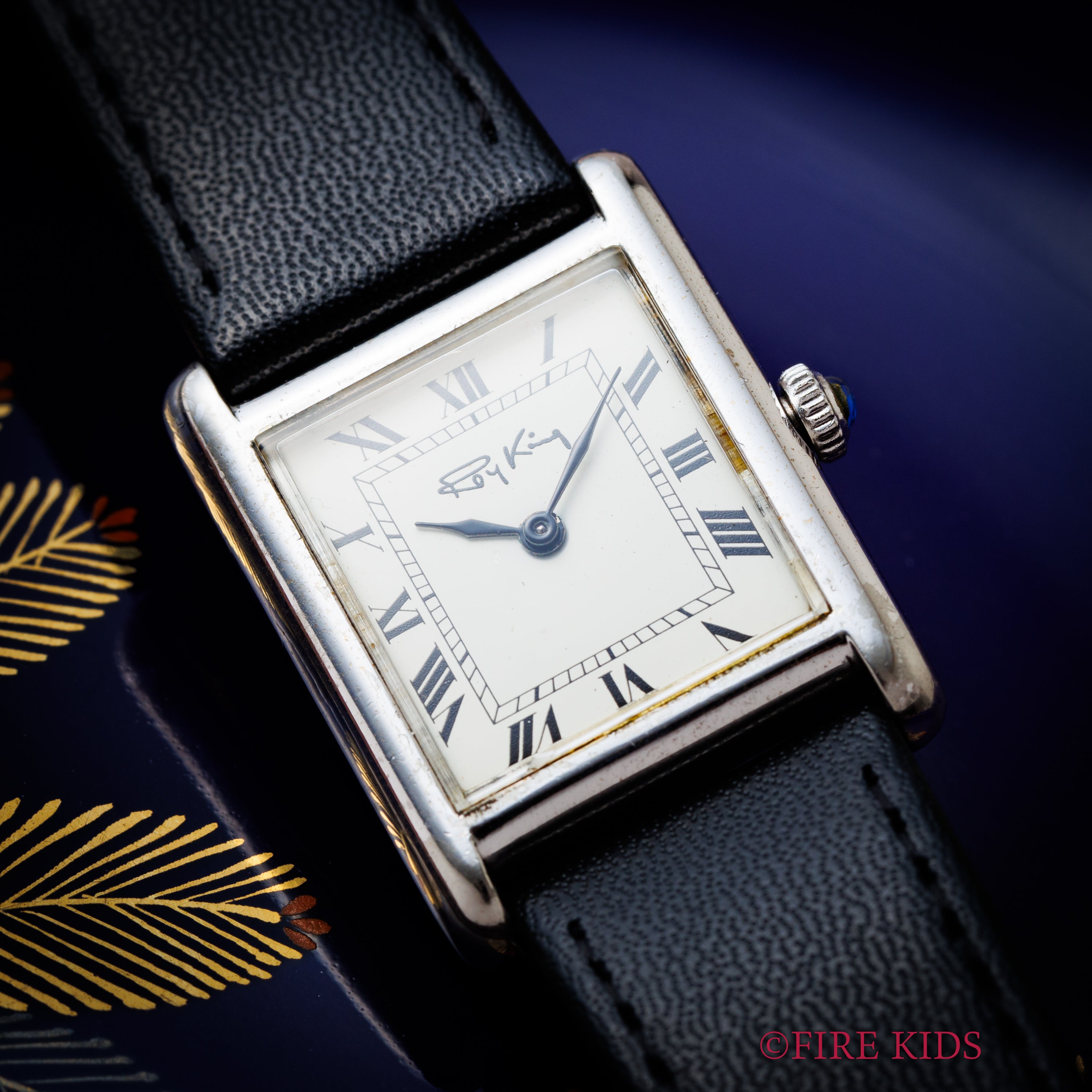 ロイキング 1970年代製 タンク型ウォッチ LMサイズ 銀無垢ケース 手巻き