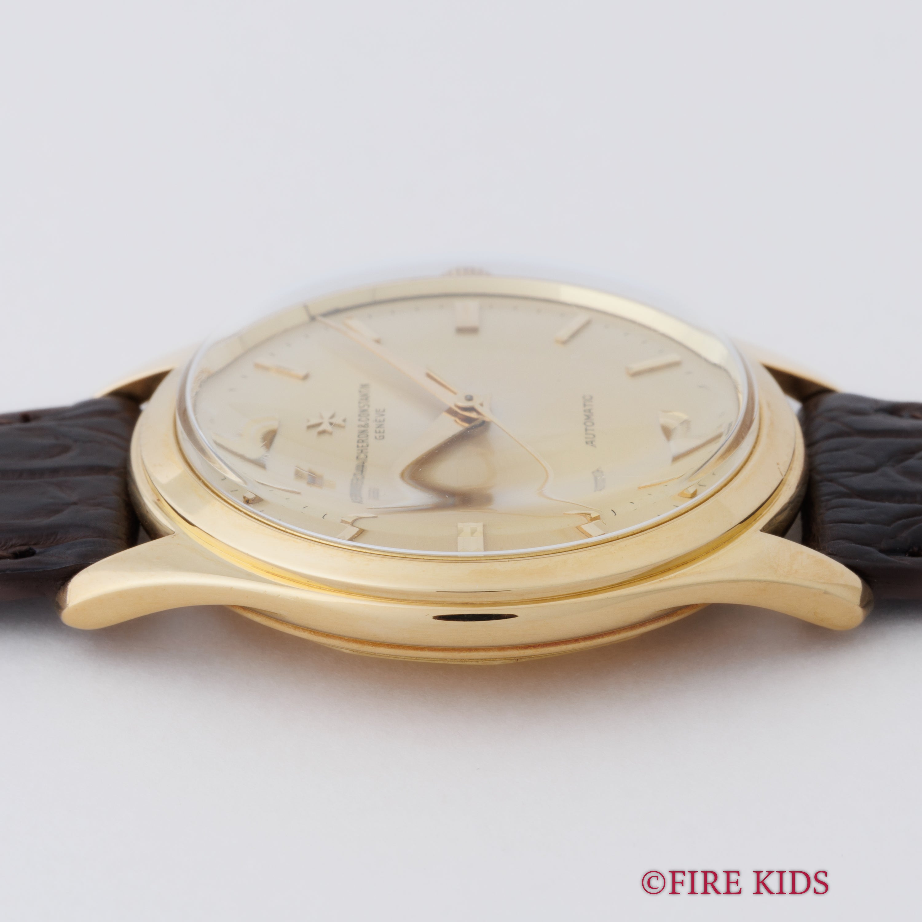 ヴァシュロン・コンスタンタン 18金無垢 ラウンドケース 自動巻き Ref.6441 Cal.K1071 1960年代製 純正尾錠