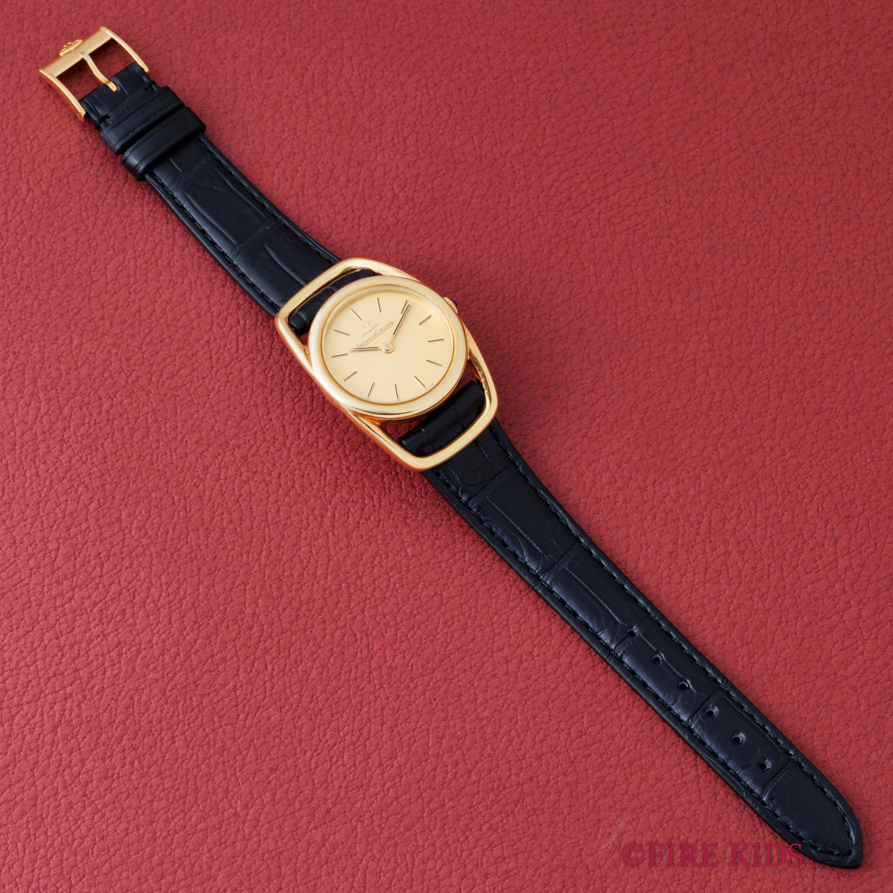 ジャガールクルト エトリエ 18金無垢 1970年代製 Ref.9109.21 シャンパンダイヤル 手巻き 箱付き