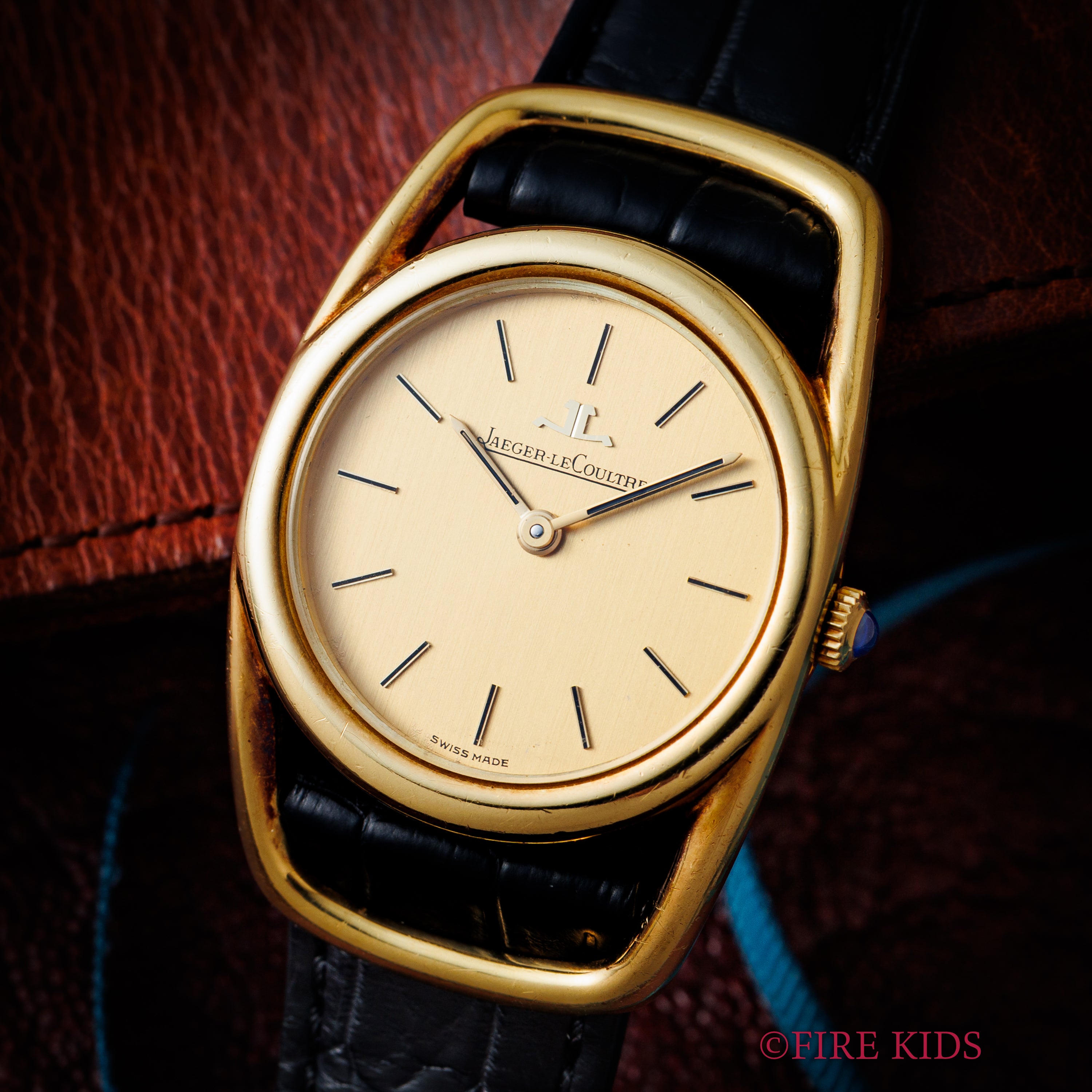 ジャガールクルト エトリエ 18金無垢 1970年代製 Ref.9109.21 シャンパンダイヤル 手巻き 箱付き