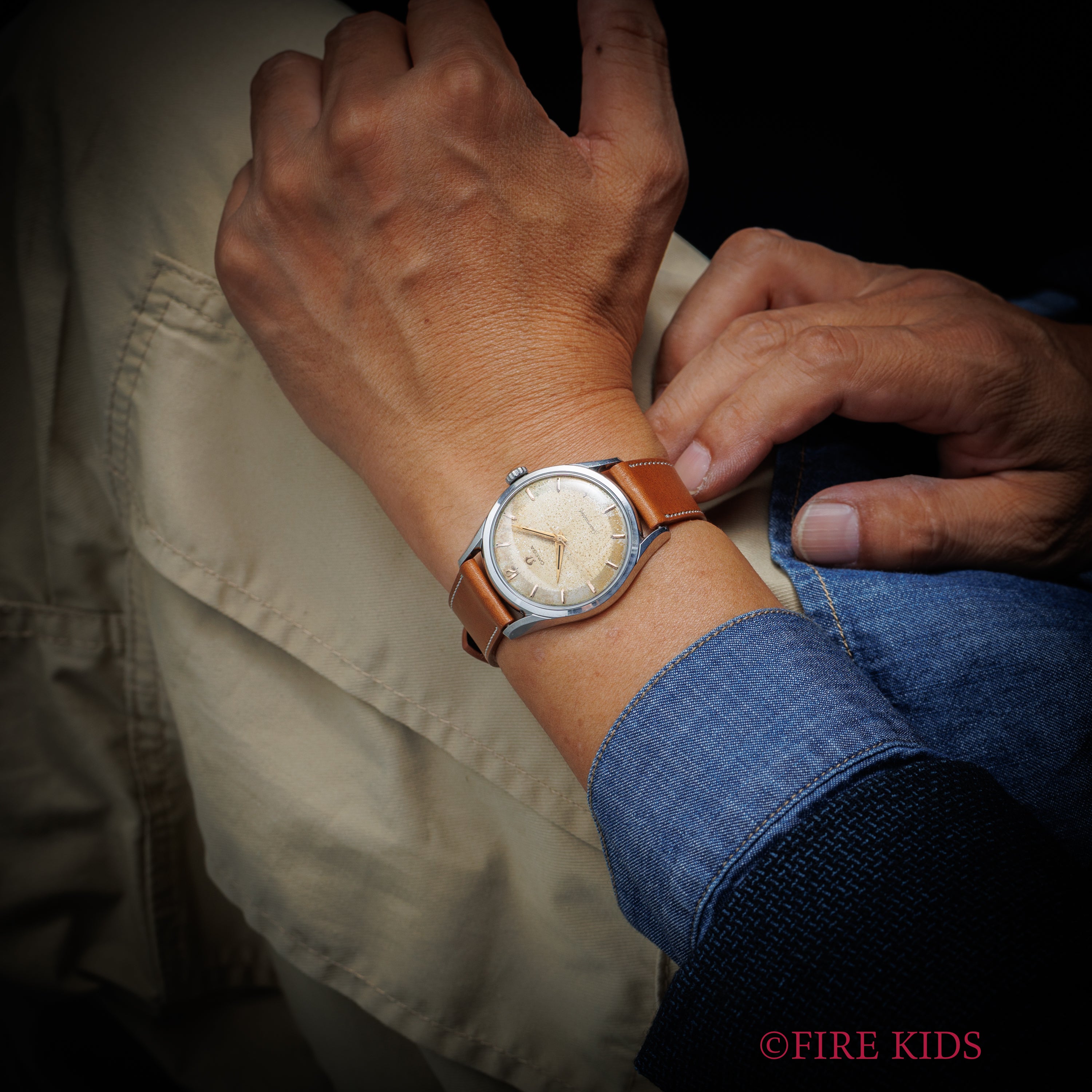 オメガ 30mmキャリバー 2トーン パティーナダイヤル 1956年製 手巻 Cal.284