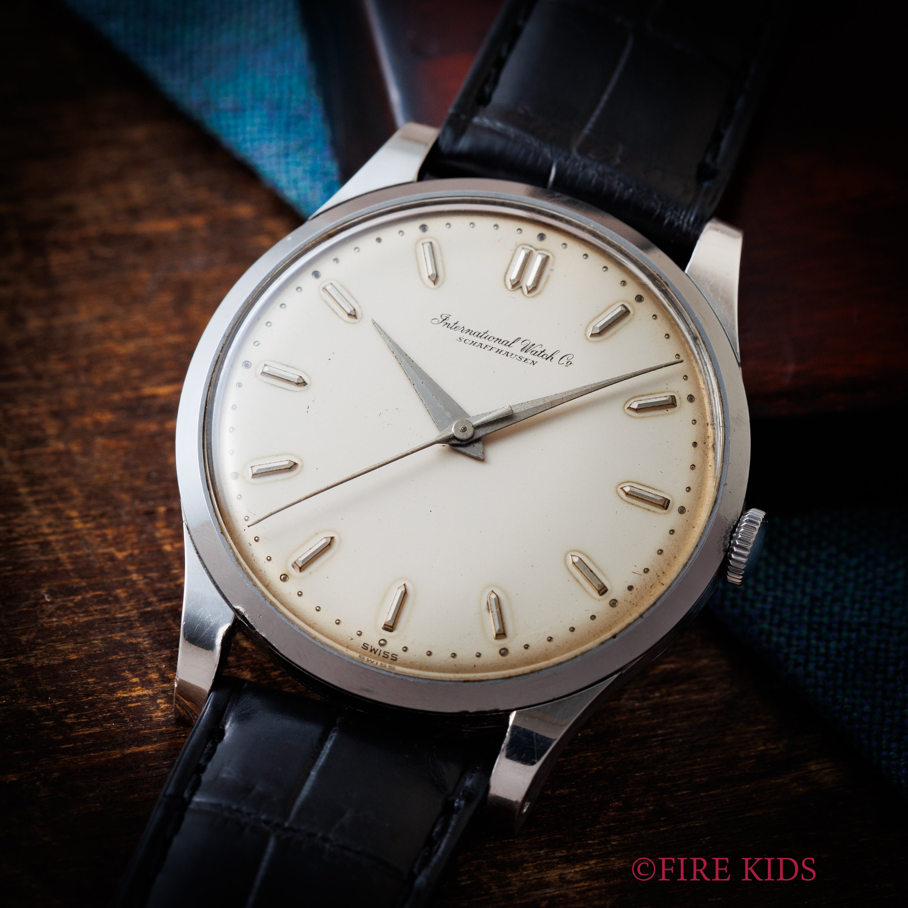 IWC ラウンドケース 1958年製 手巻き Cal.89 砲弾インデックス