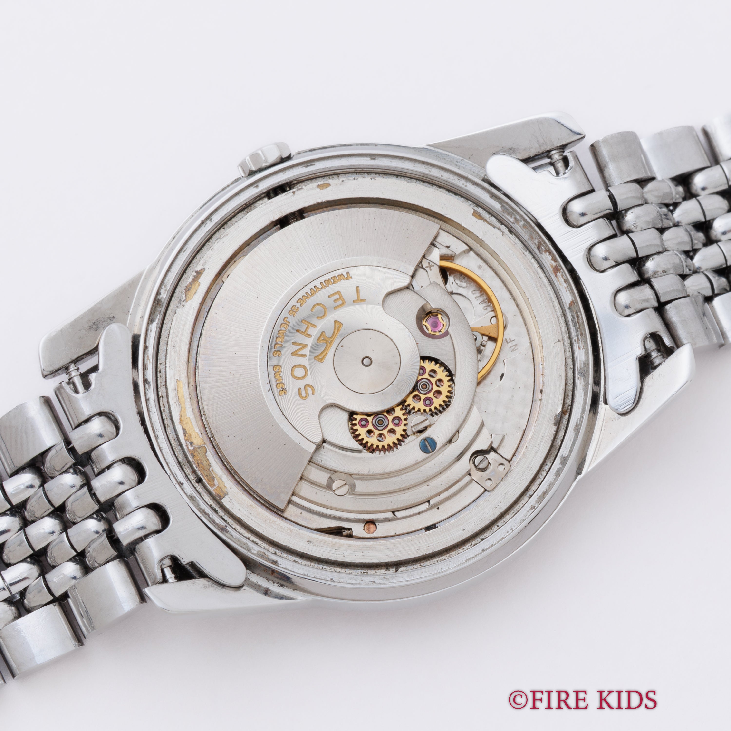 テクノス スカイエース 1960年代製 純正ブレス 赤カレンダー 自動巻き