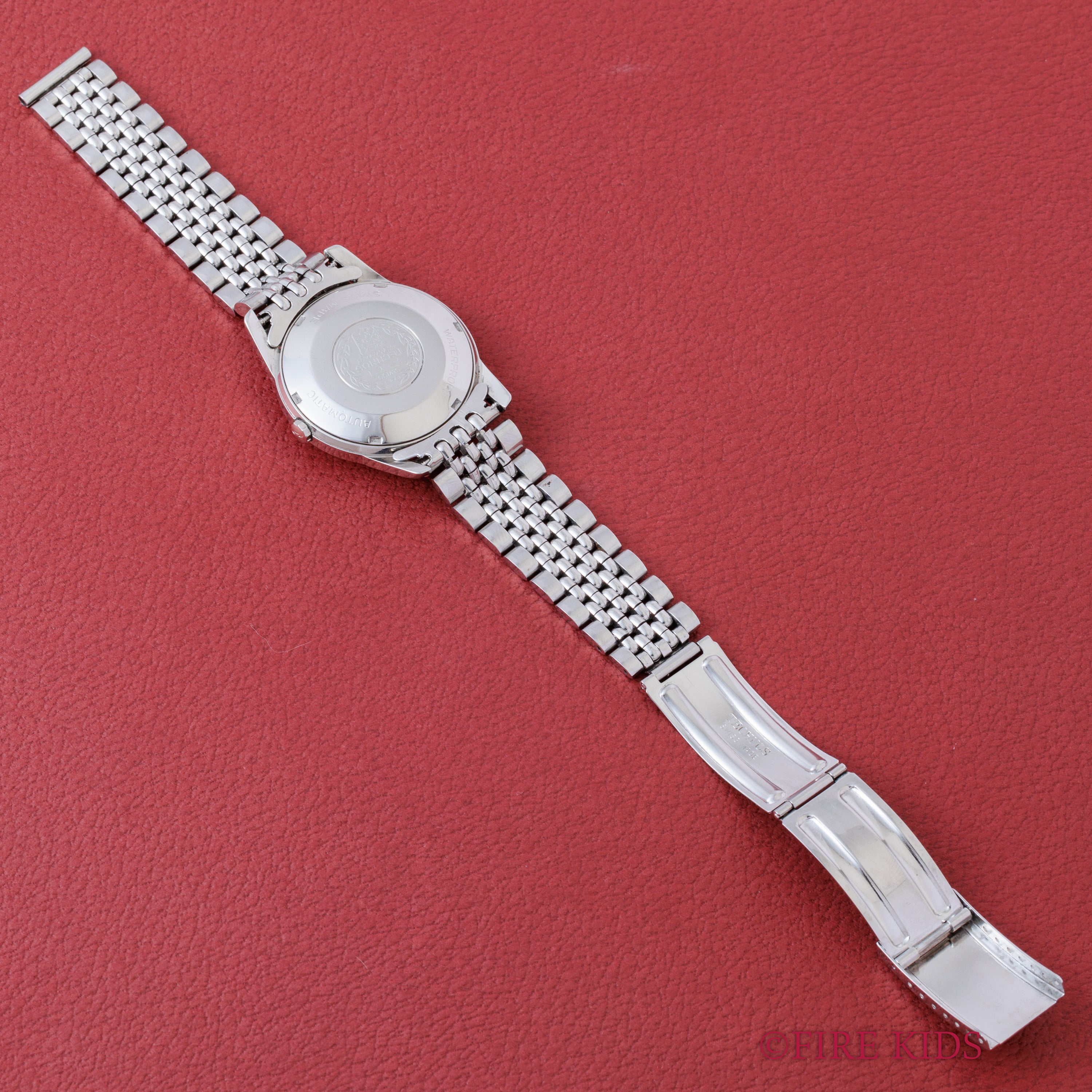 テクノス スカイエース 1960年代製 純正ブレス 赤カレンダー 自動巻き