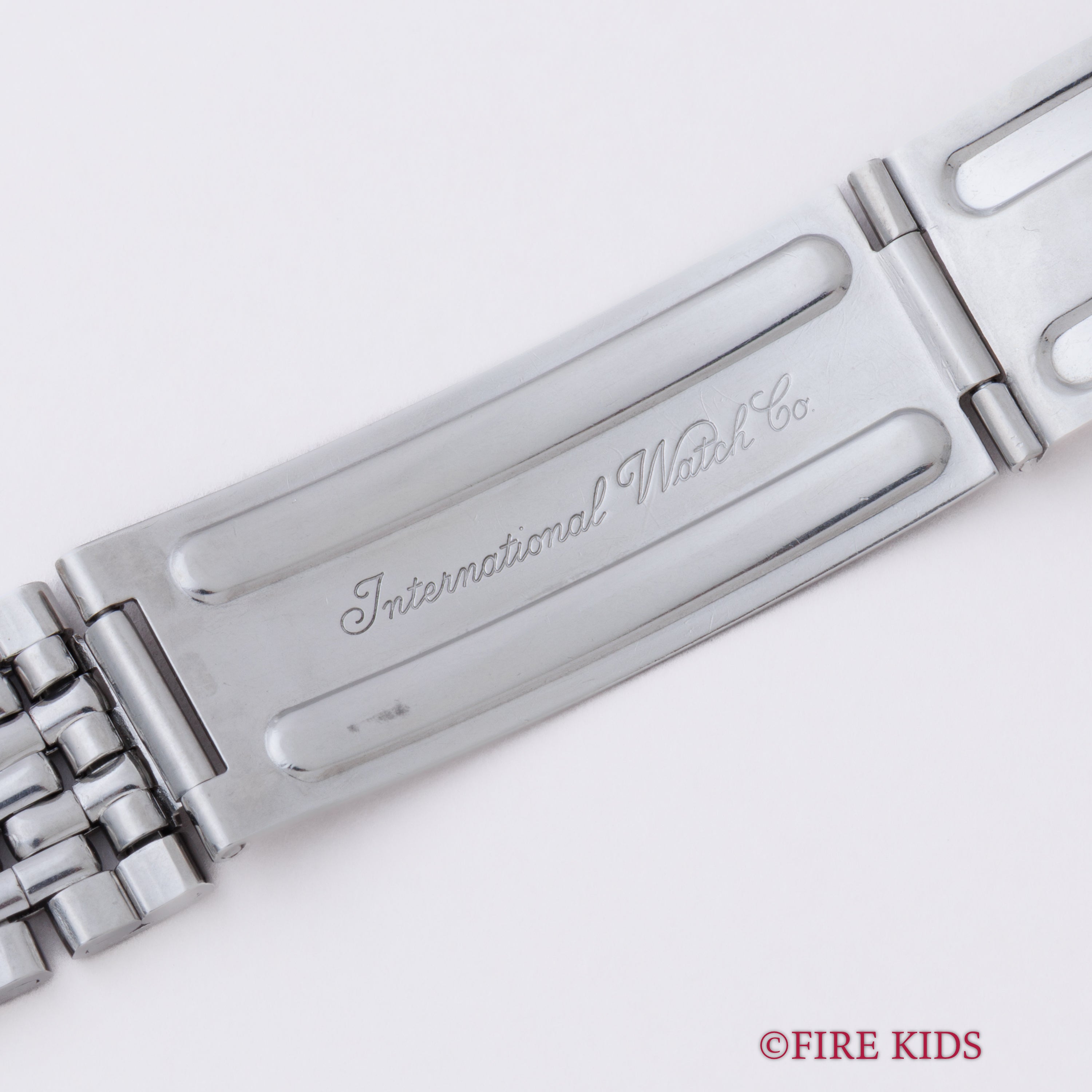 IWC ラウンド 1970年製(昭和45年製) Cal.89 手巻き オールドインター R810 純正ゲイフレアー社製ブレス