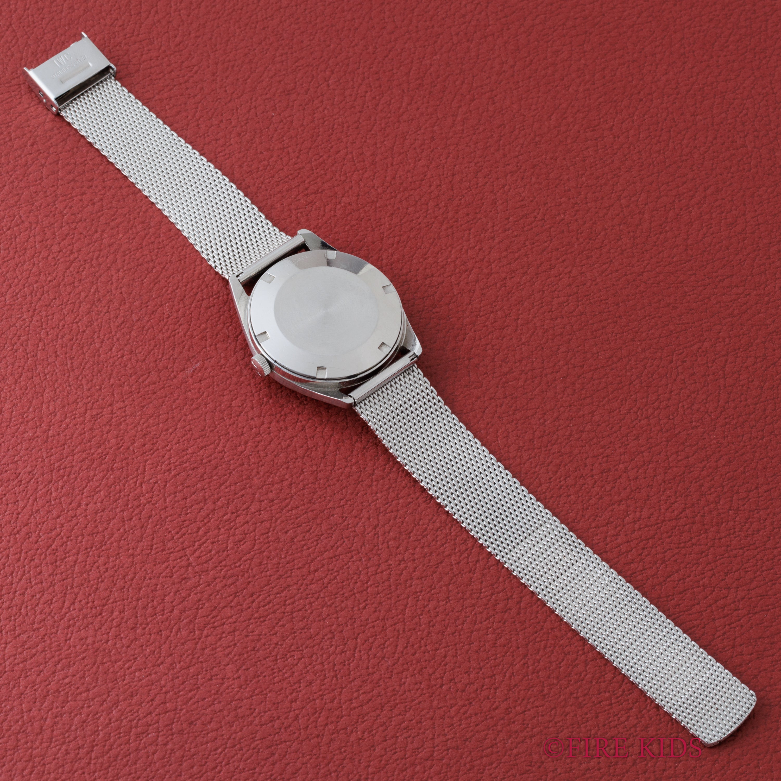 IWC ラウンド 1970年製(昭和45年製) Cal.89 手巻き オールドインター R810 純正メッシュブレス付