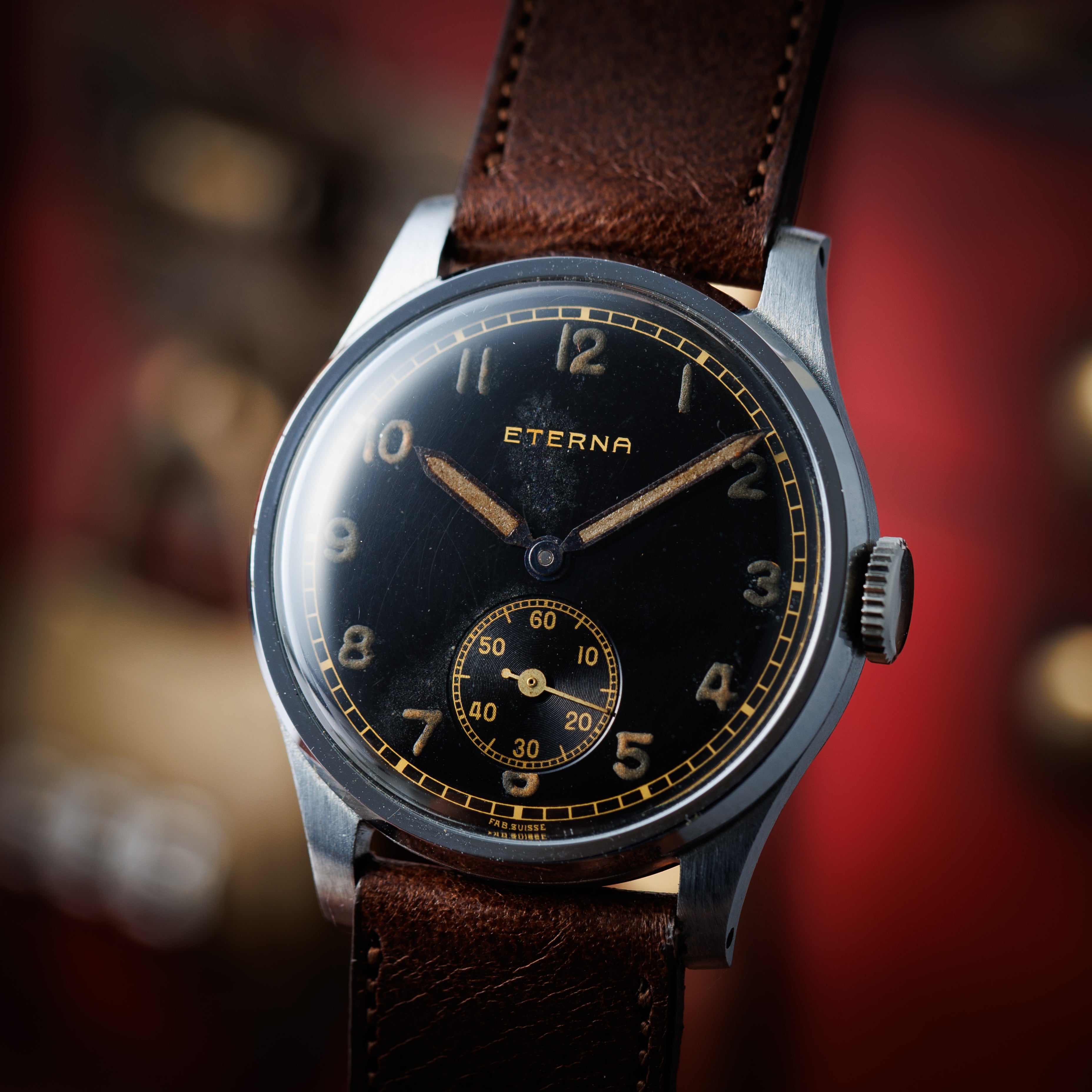 エテルナ ラウンドケース 1940年代製 ブラックミラーダイヤル スモールセコンド タグ付き